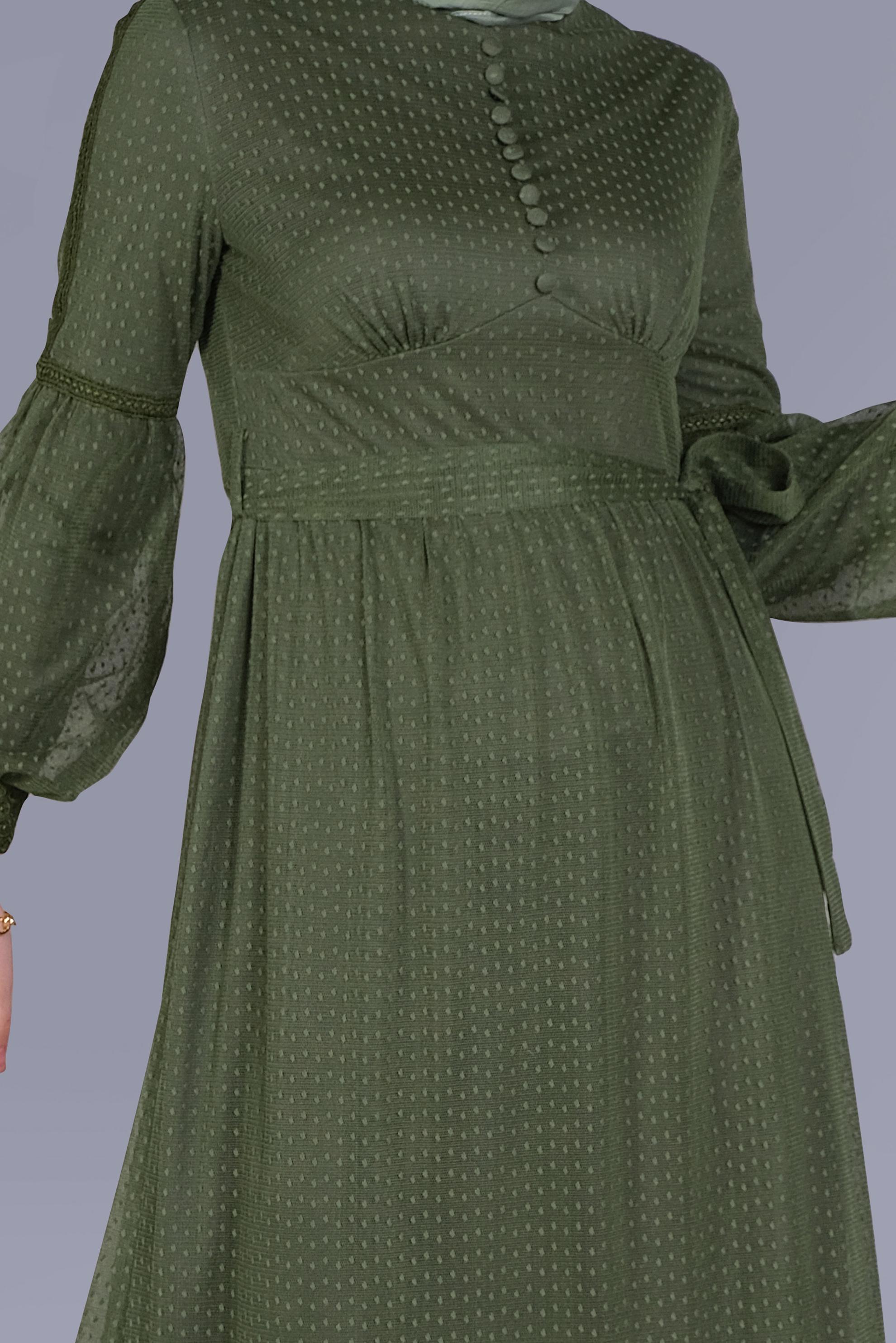 Tesettür giyim YEŞİL KUŞAKLI DÜĞMELİ TÜL ELBİSE 41405 