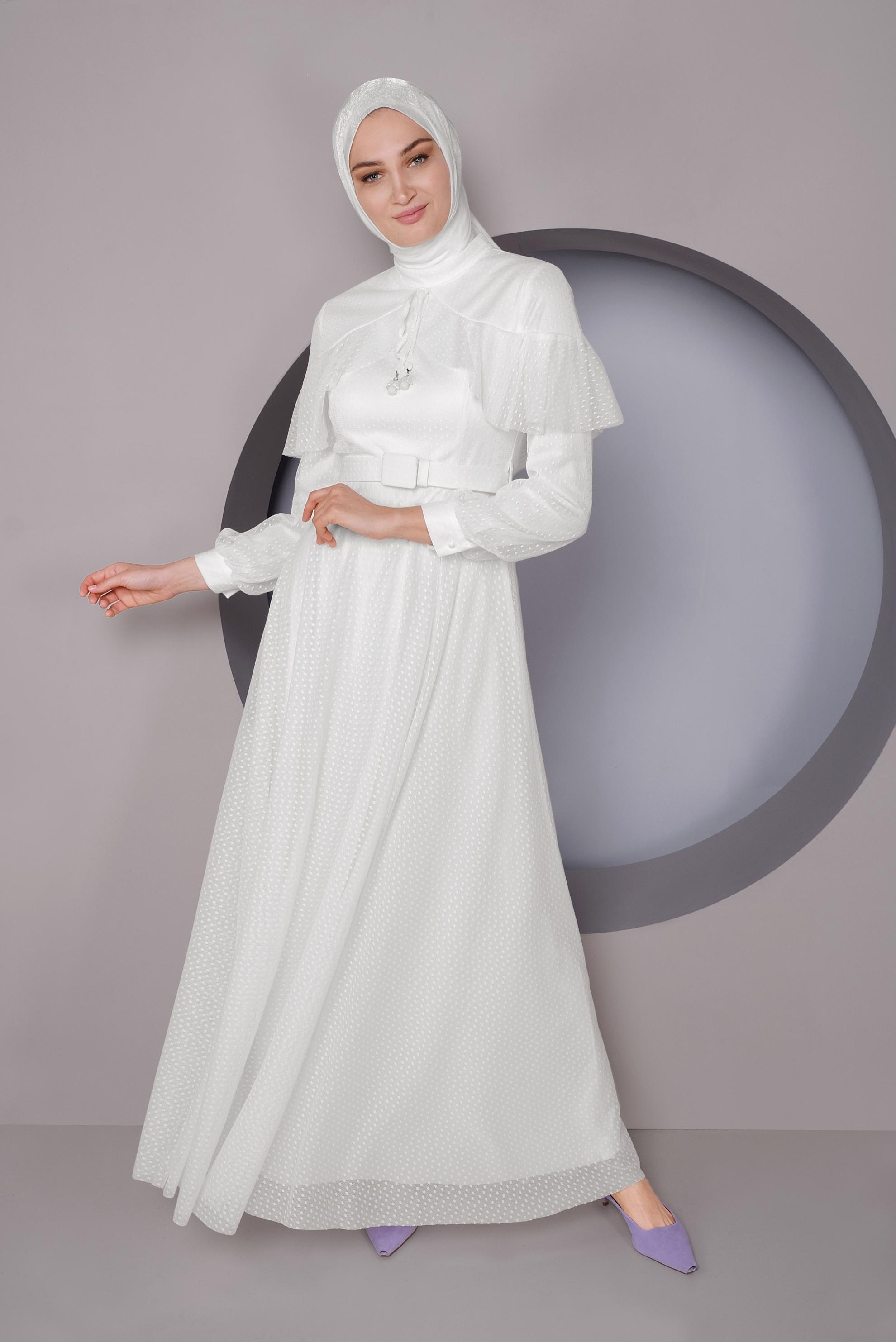 Tesettür giyim BEYAZ KEMERLİ TÜL ELBİSE 41406