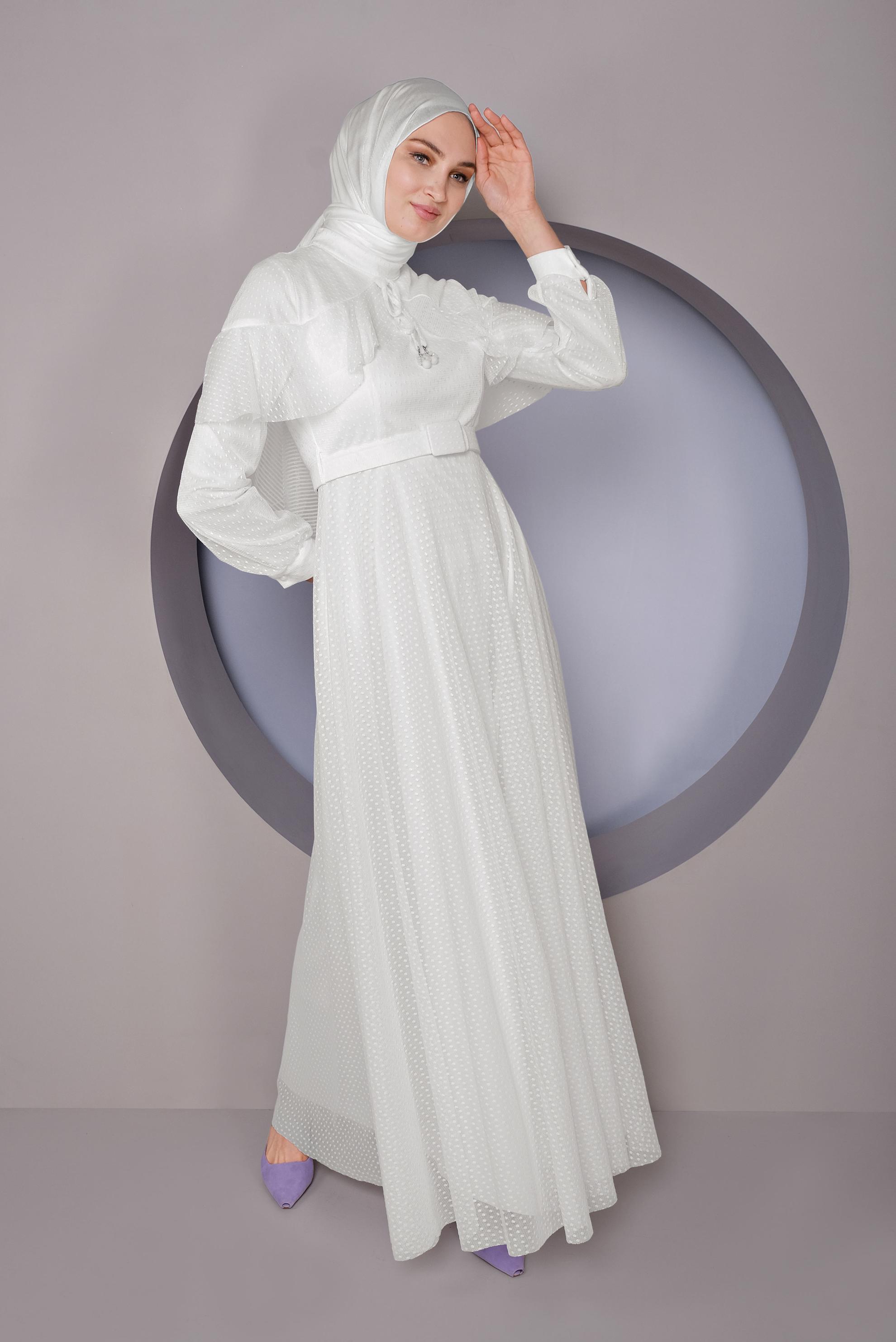 Tesettür giyim BEYAZ KEMERLİ TÜL ELBİSE 41406