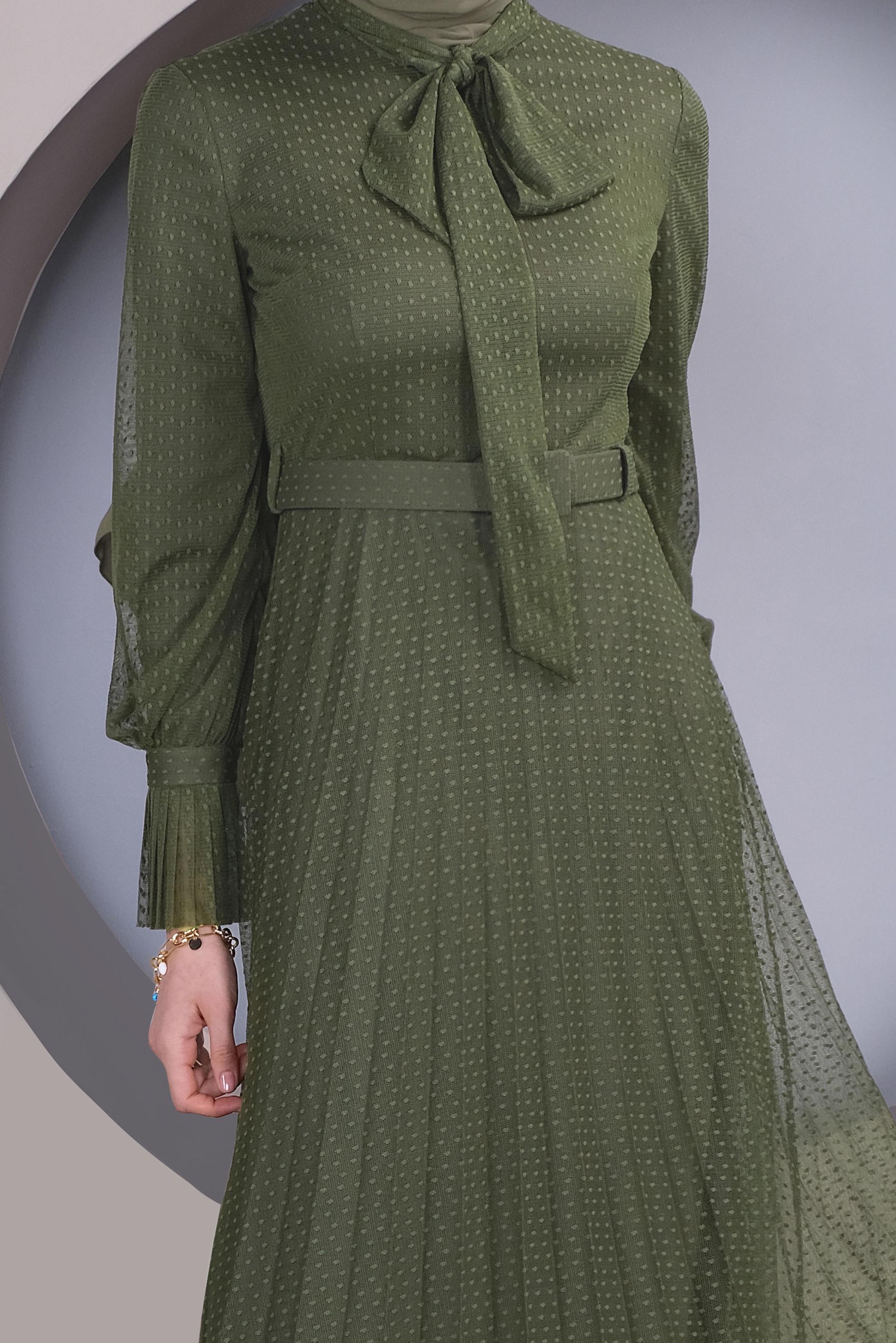 Tesettür giyim YEŞİL PİLİSELİ TÜL ELBİSE 41427