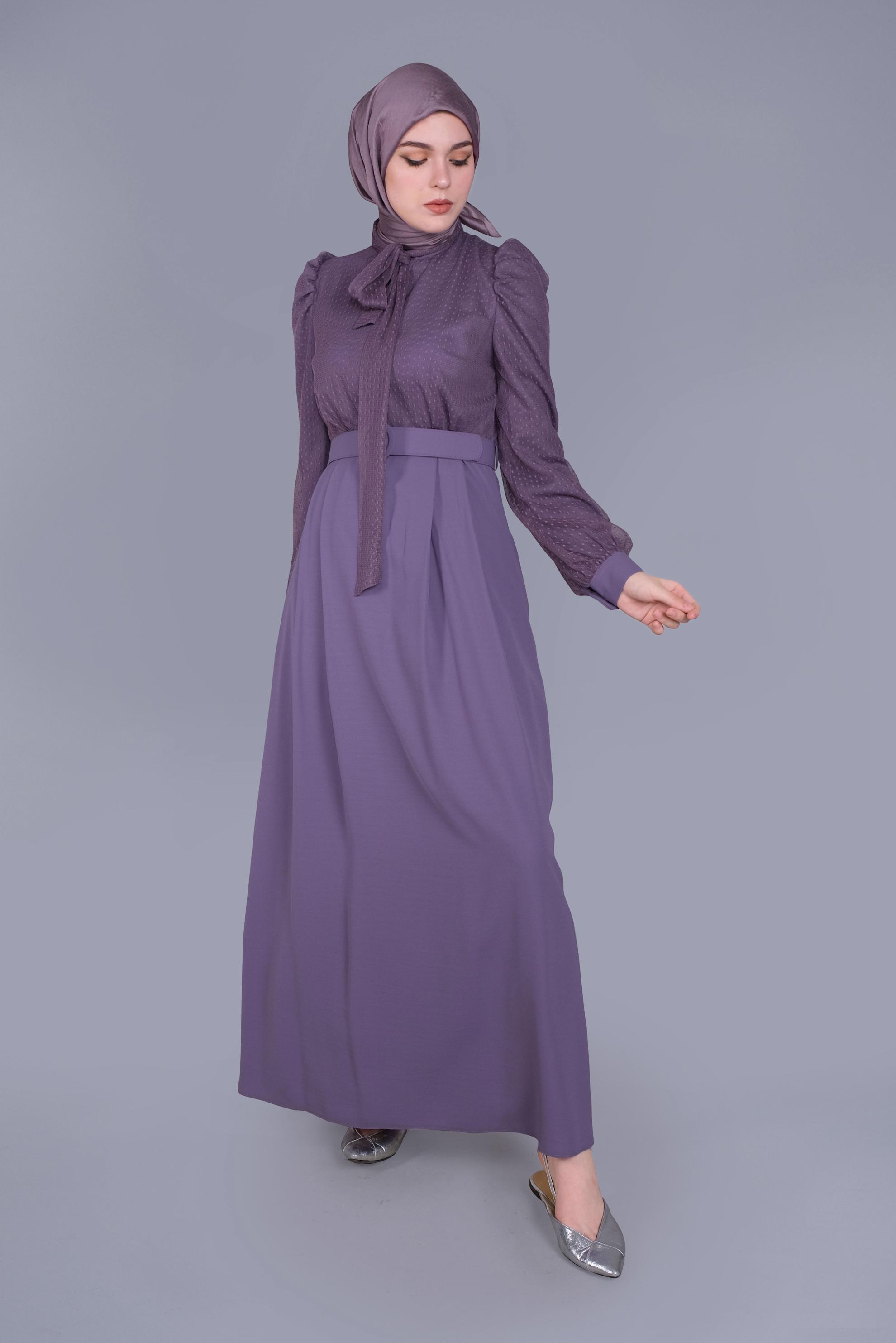 Tesettür giyim MOR YAKASI BAĞCIKLI TÜLLÜ ELBİSE 41428