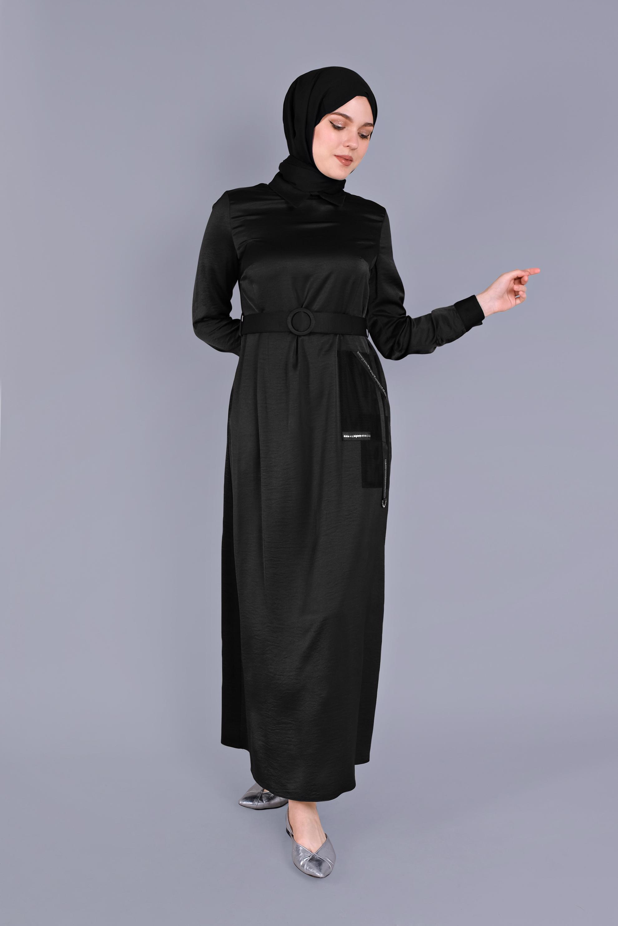 Tesettür giyim SİYAH TAŞ DETAYLI FİLELİ KEMERLİ ELBİSE 41430 