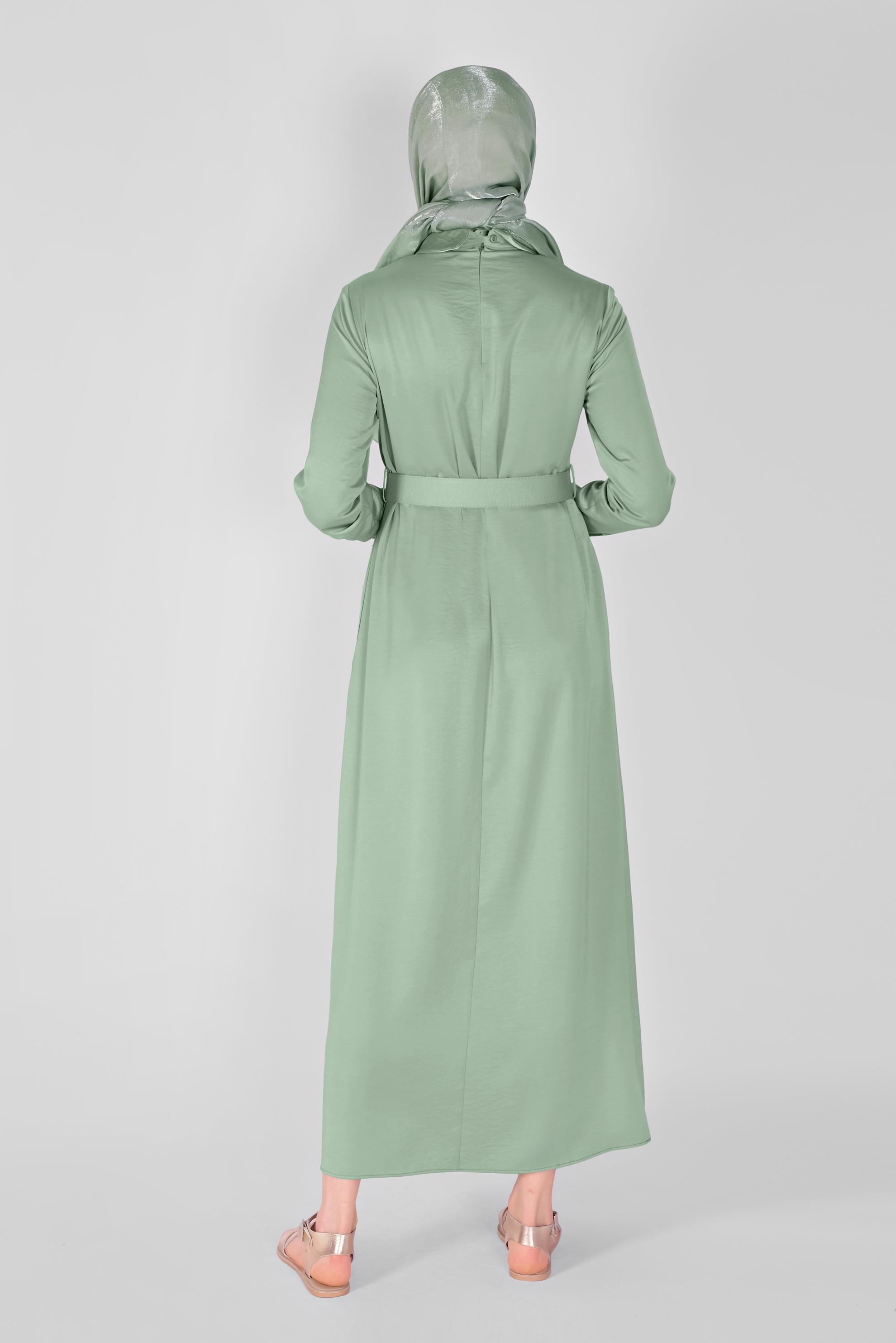 Tesettür giyim YEŞİL TAŞ DETAYLI FİLELİ KEMERLİ ELBİSE 41430 