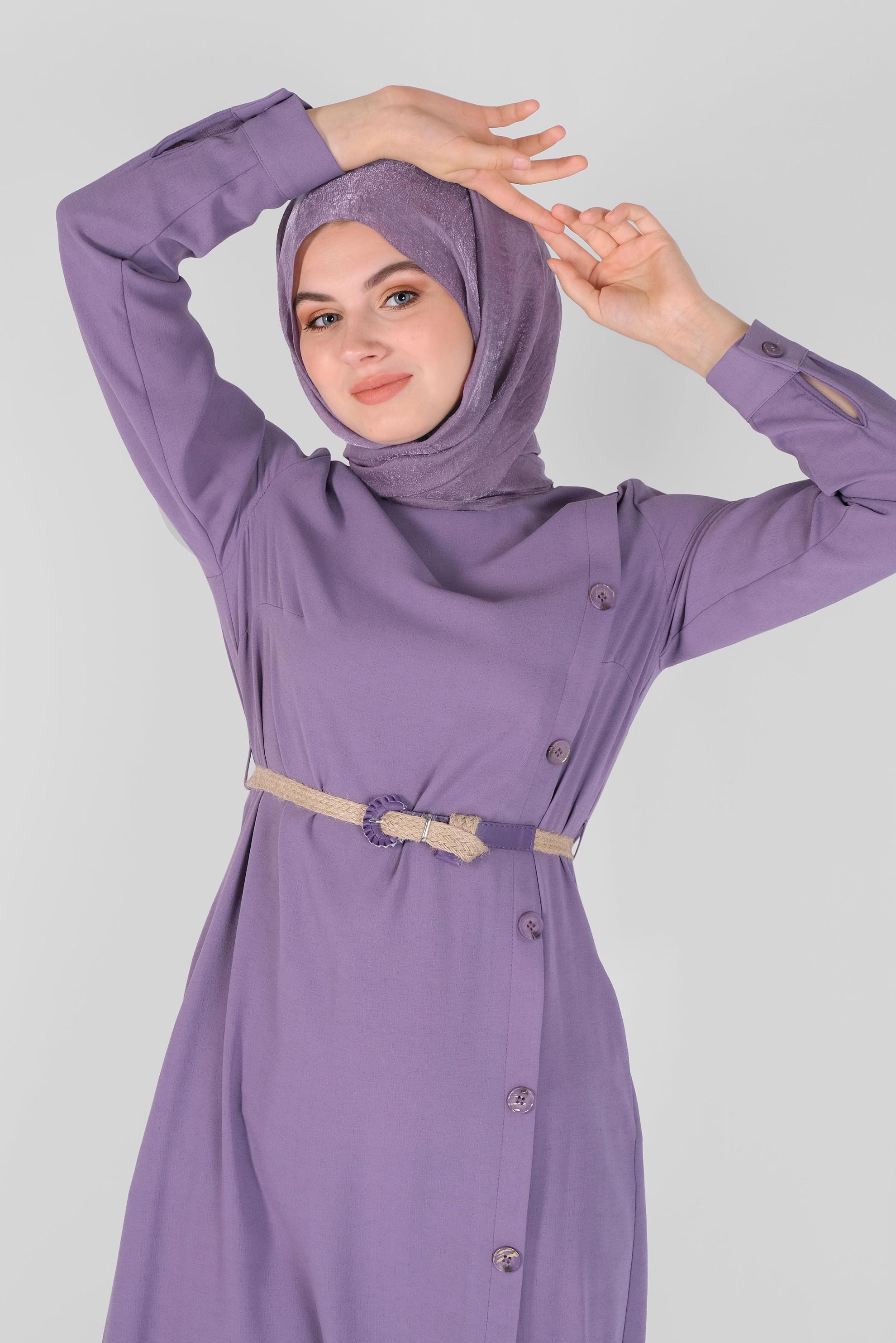 Tesettür giyim MOR YANDAN DÜĞMELİ ELBİSE 41453 