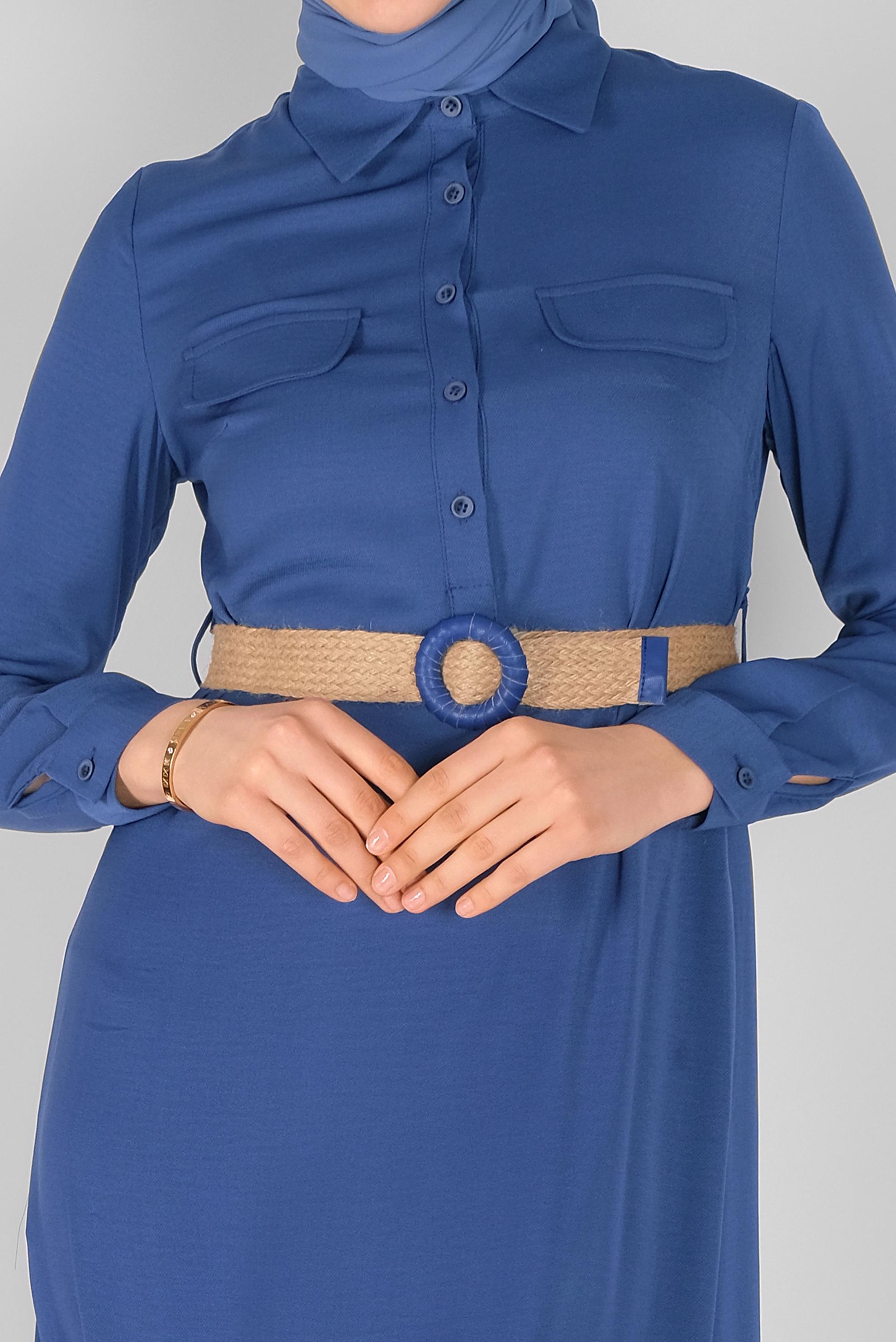 Tesettür giyim LACİVERT DÜĞME DETAYLI HASIR KEMERLİ ELBİSE 41474 