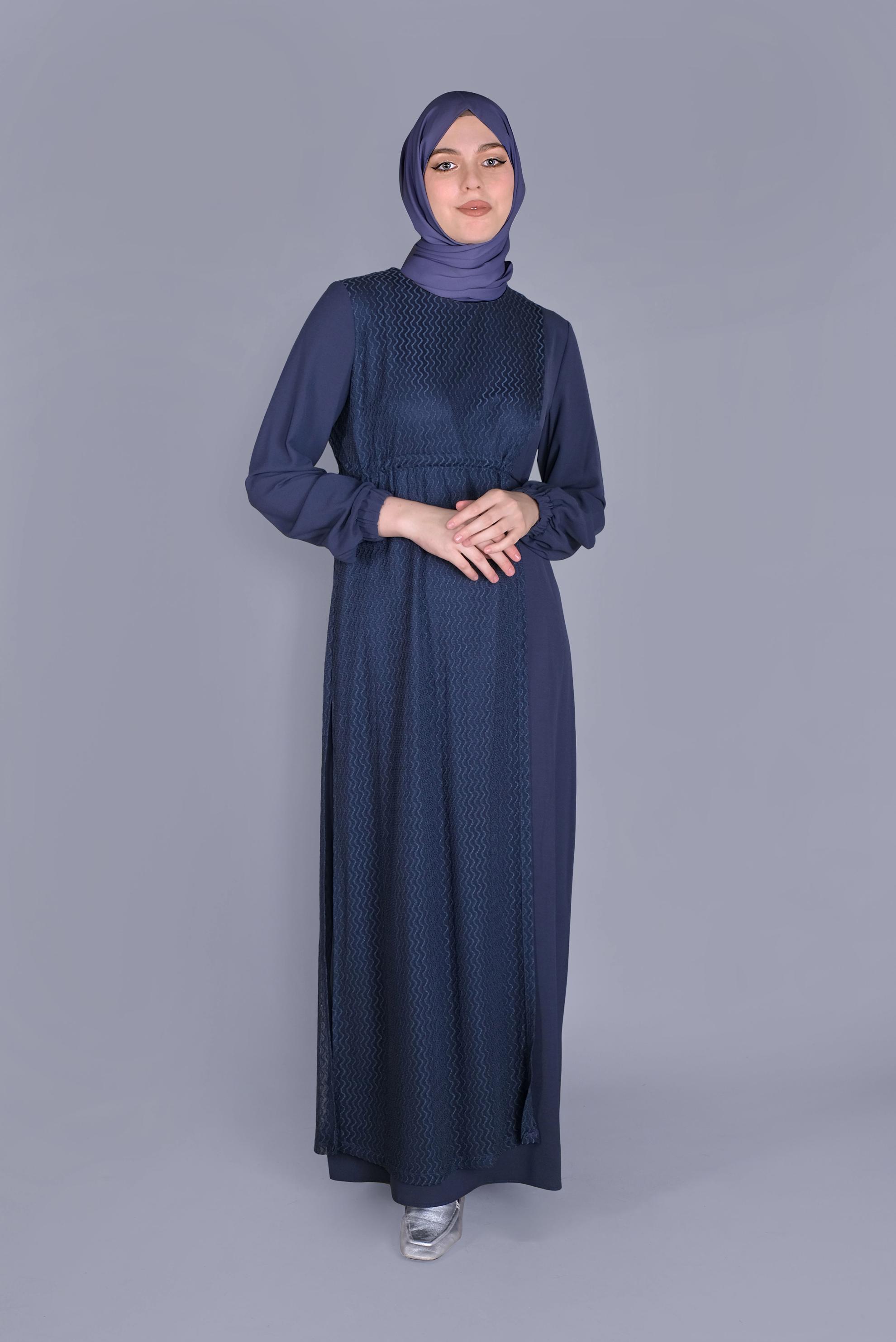 Tesettür giyim LACİVERT DESENLİ TÜL DETAYLI BAĞCIKLI ELBİSE 41500