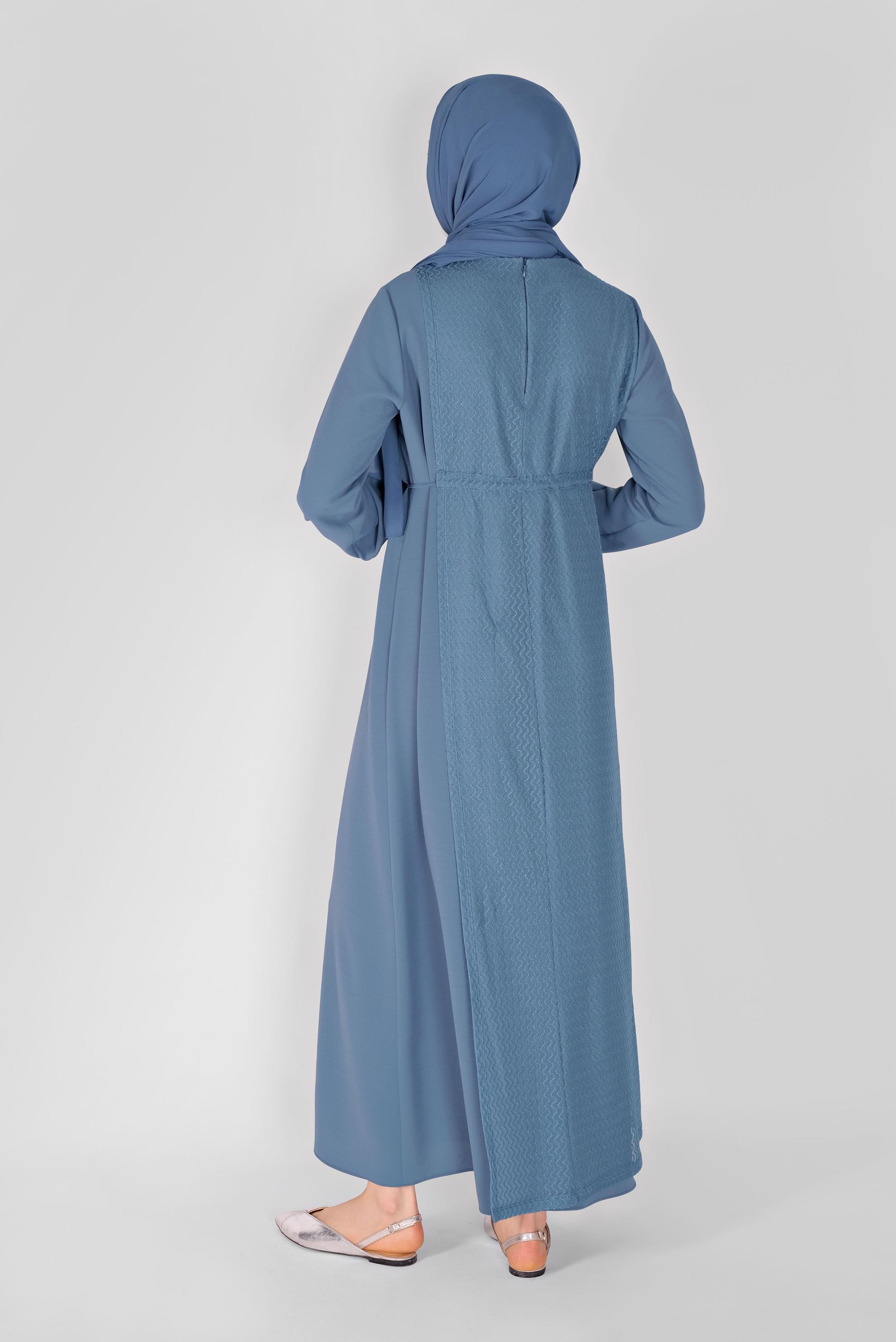 Tesettür giyim MAVİ DESENLİ TÜL DETAYLI BAĞCIKLI ELBİSE 41500