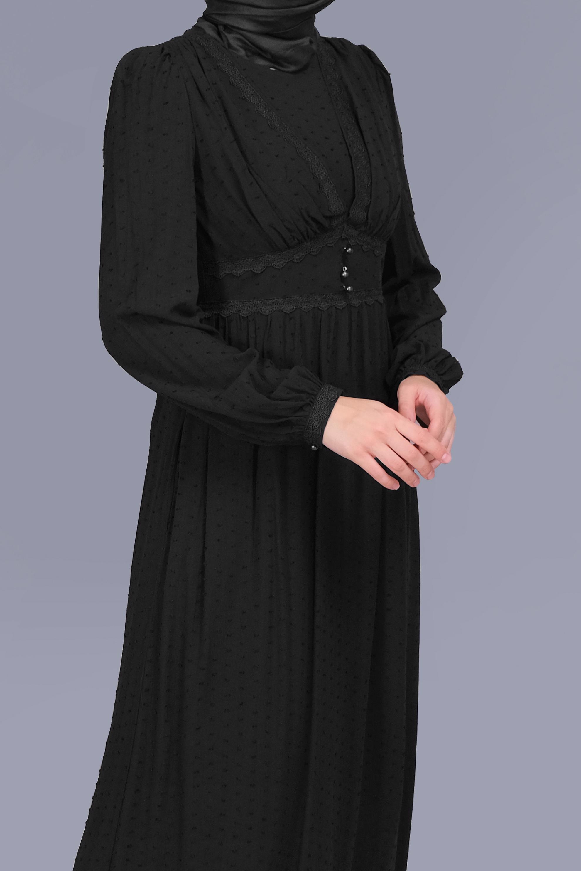 Tesettür giyim SİYAH DANTEL DETAYLI VİSKON ELBİSE 41509