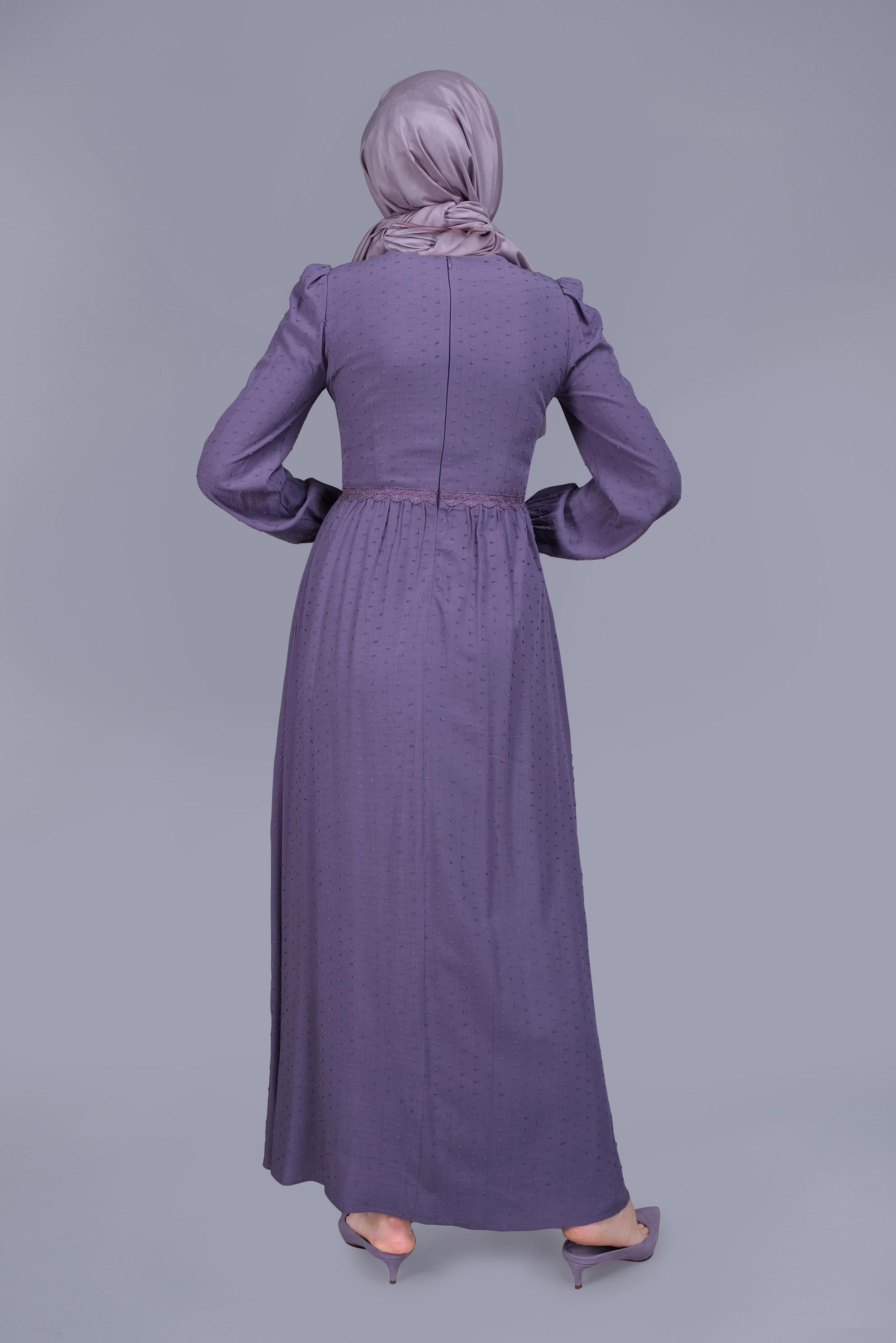 Tesettür giyim MOR DANTEL DETAYLI VİSKON ELBİSE 41509