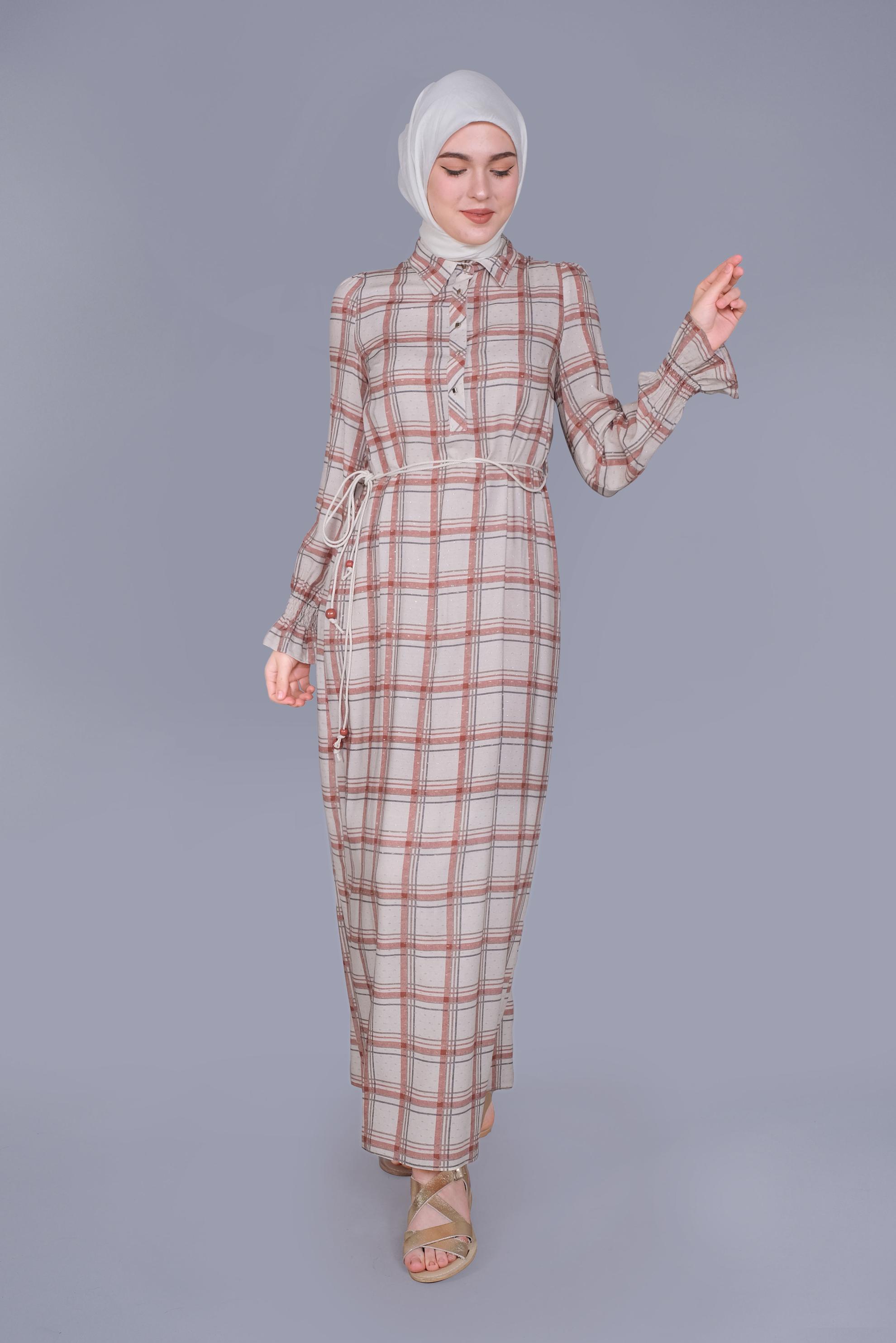 Tesettür giyim TURUNCU MANŞETLERİ LASTİKLİ KARELİ ELBİSE  41533 