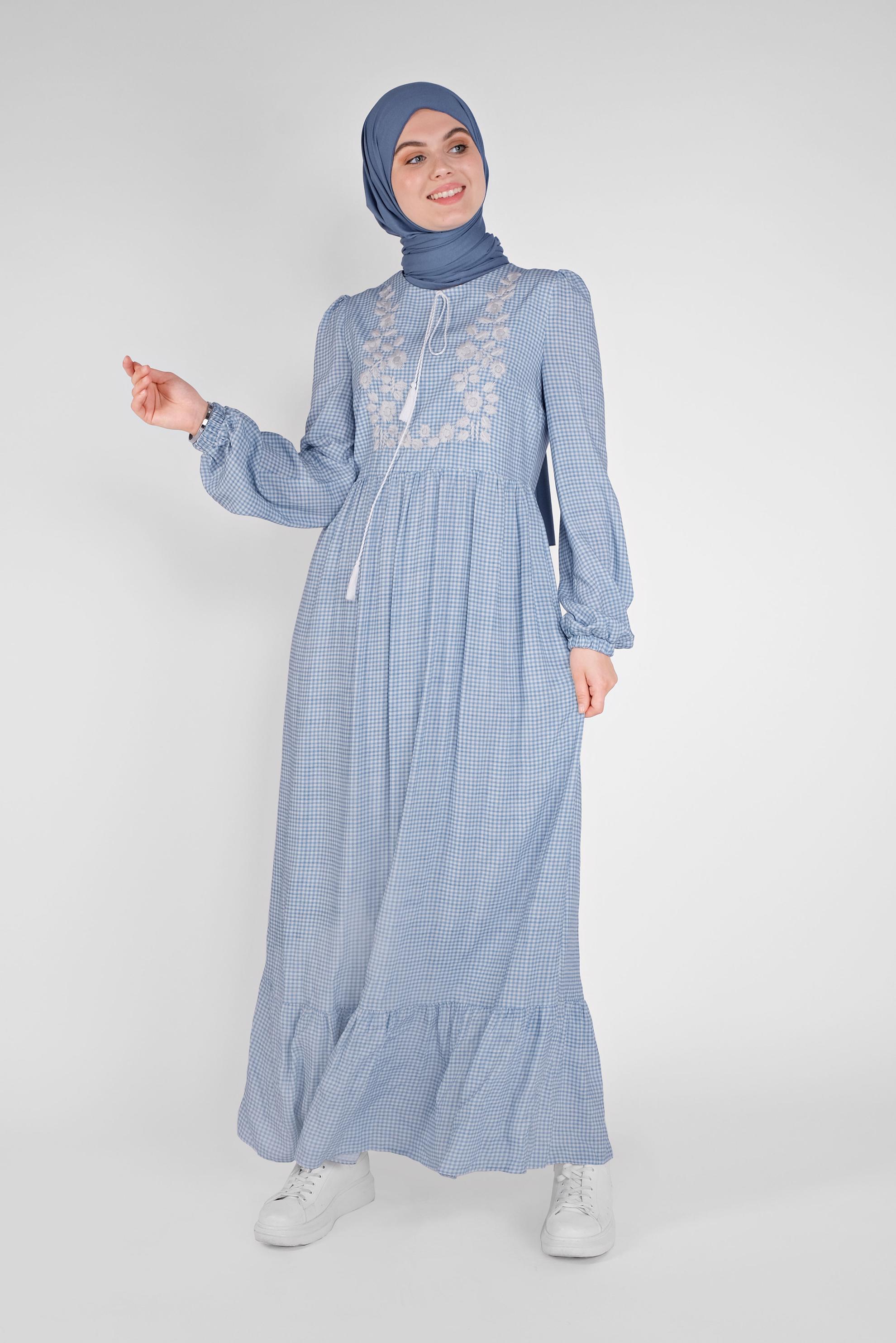 Tesettür giyim MAVİ NAKIŞLI PÖTİKARELİ VİSKON ELBİSE 41535 