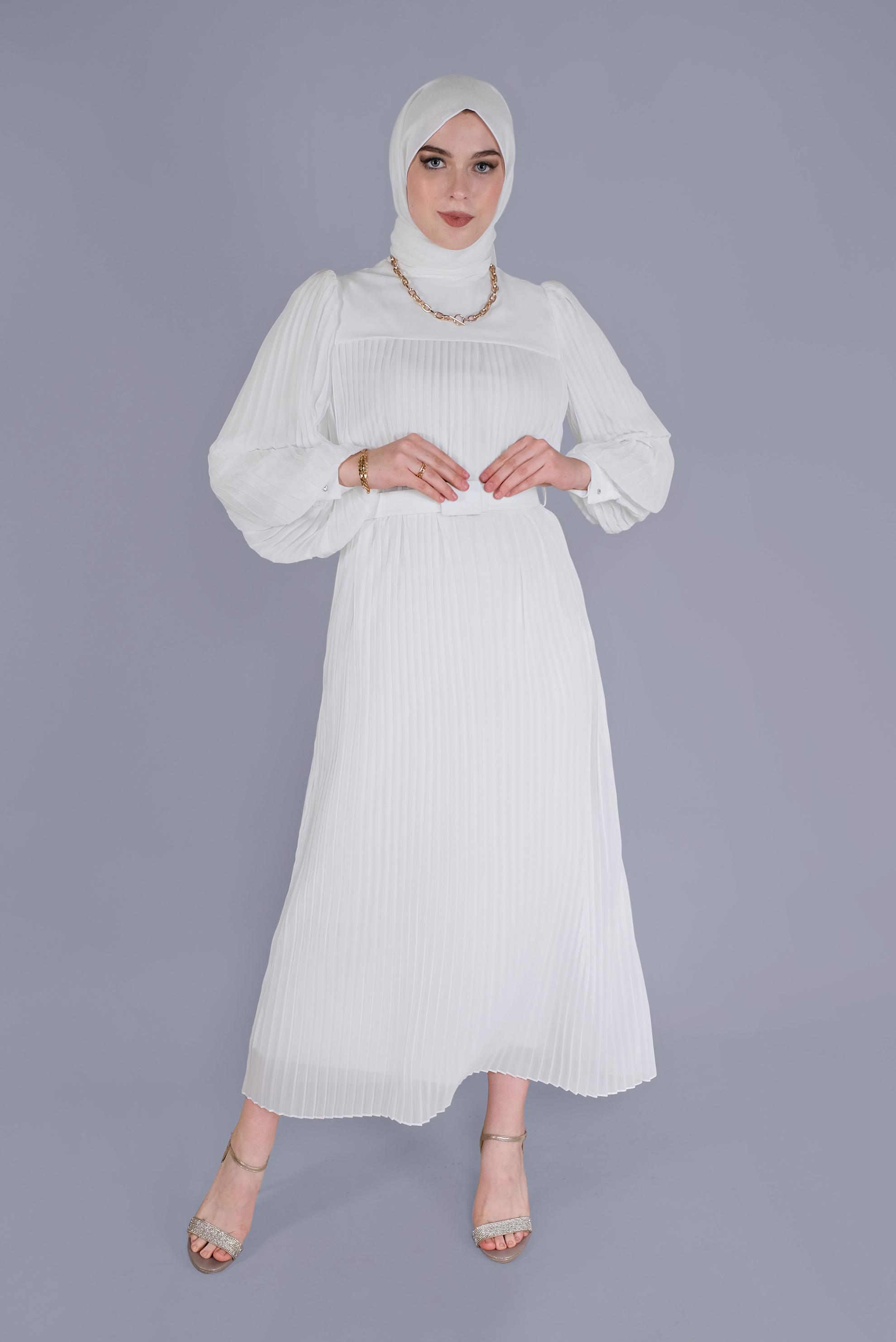 Tesettür giyim BEYAZ PİLİSELİ ŞİFON ELBİSE 41537 