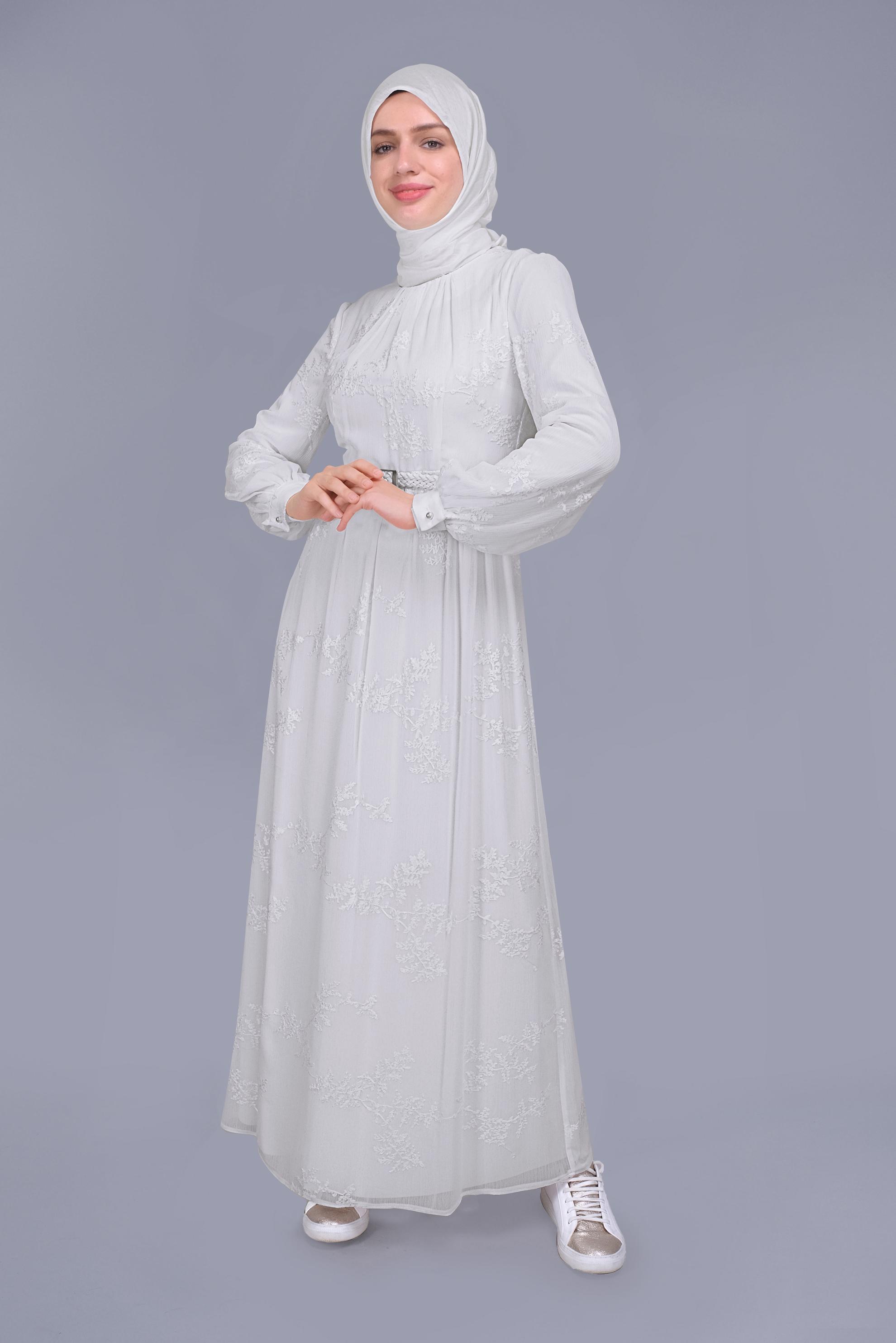 Tesettür giyim BEYAZ NAKIŞLI ELBİSE 41622 