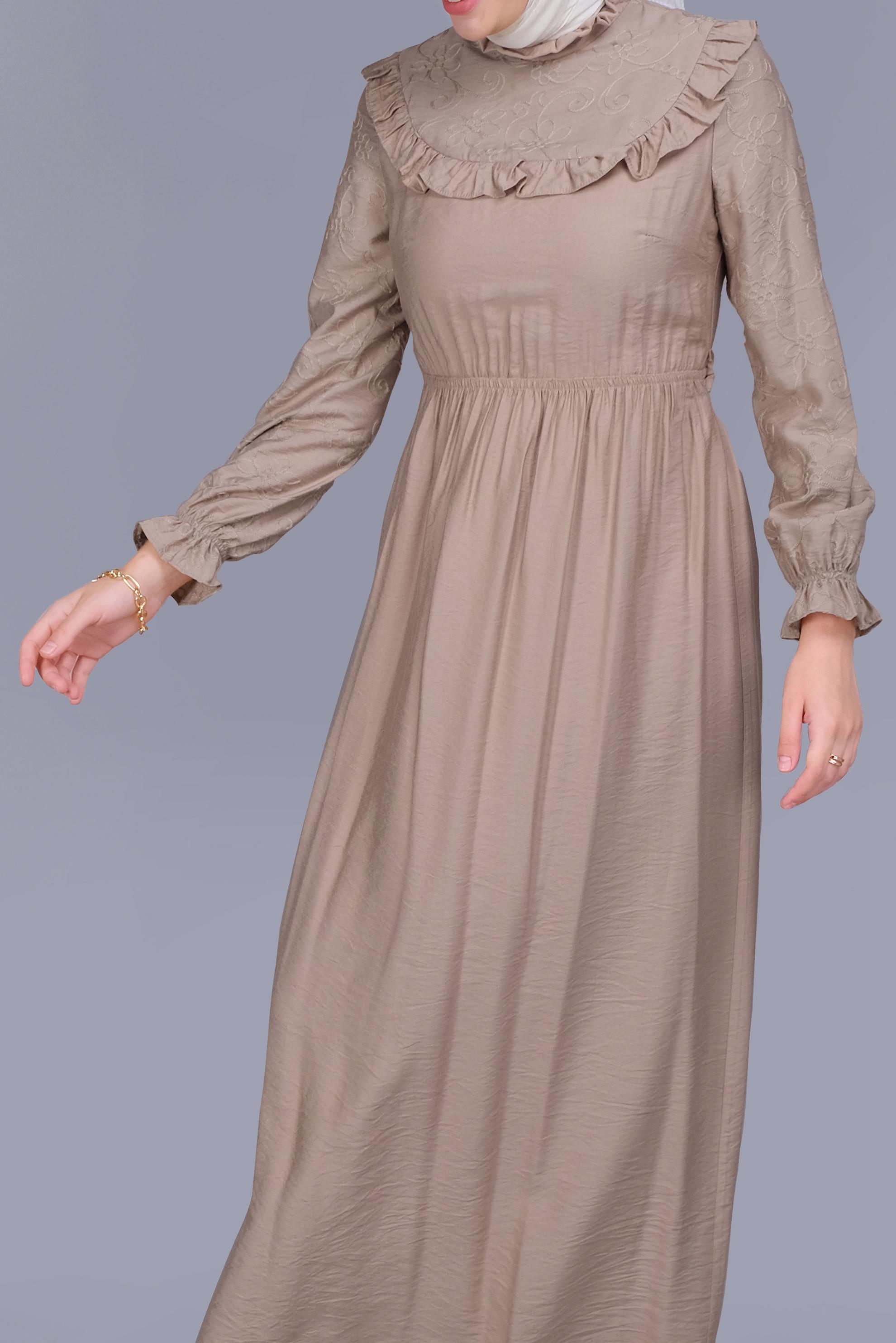 Tesettür giyim BEJ FIRFIRLI KUŞAKLI ELBİSE 41644 