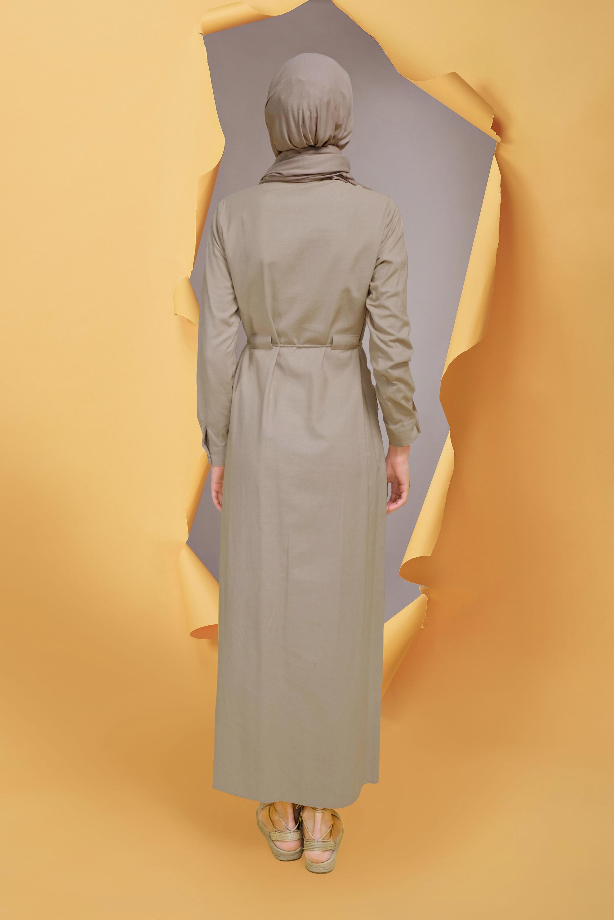 Tesettür giyim KAHVE BELİ BAĞCIKLI KETEN ELBİSE 41709 