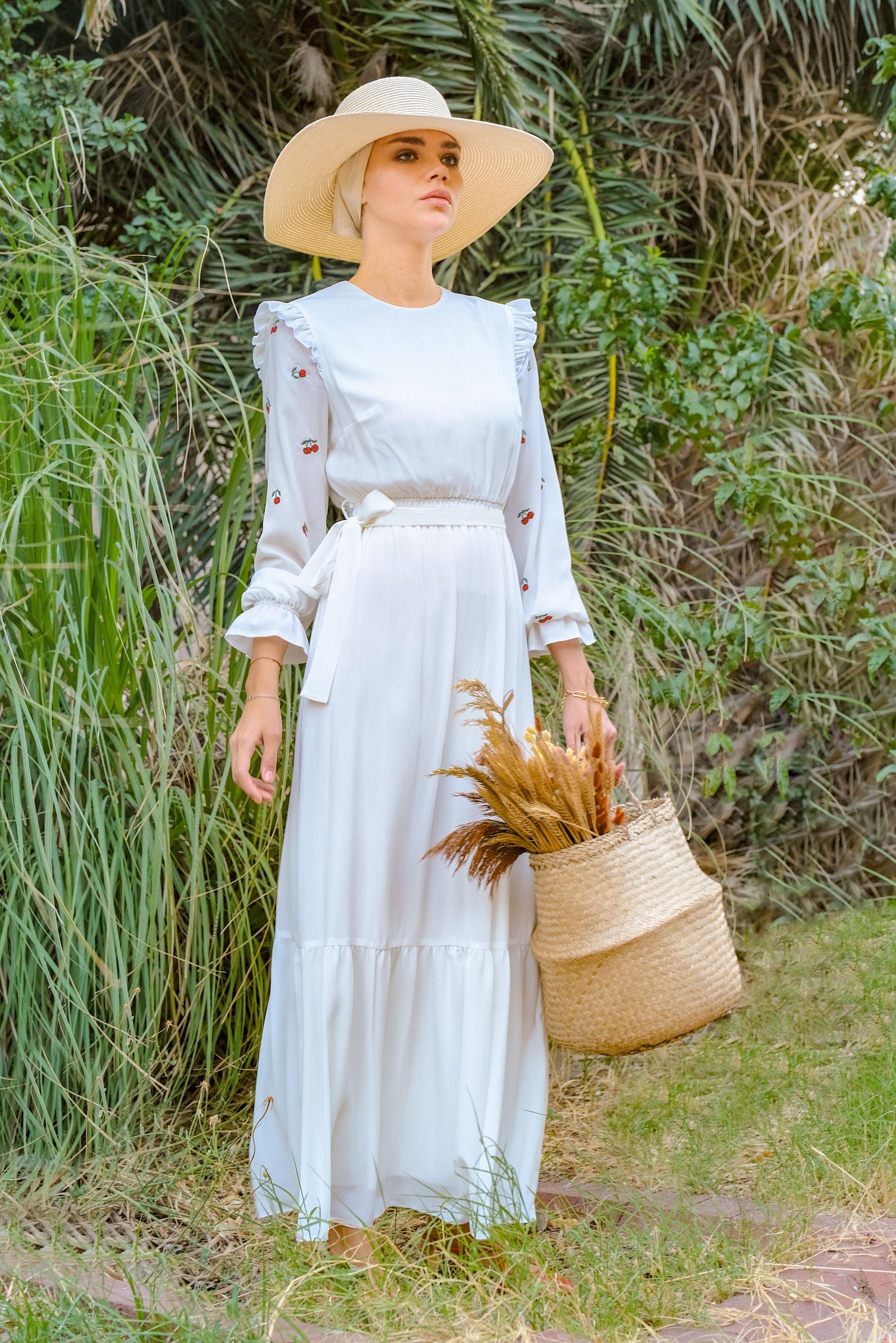 Tesettür giyim BEYAZ İŞLEME DETAYLI KUŞAKLI ELBİSE 41740 