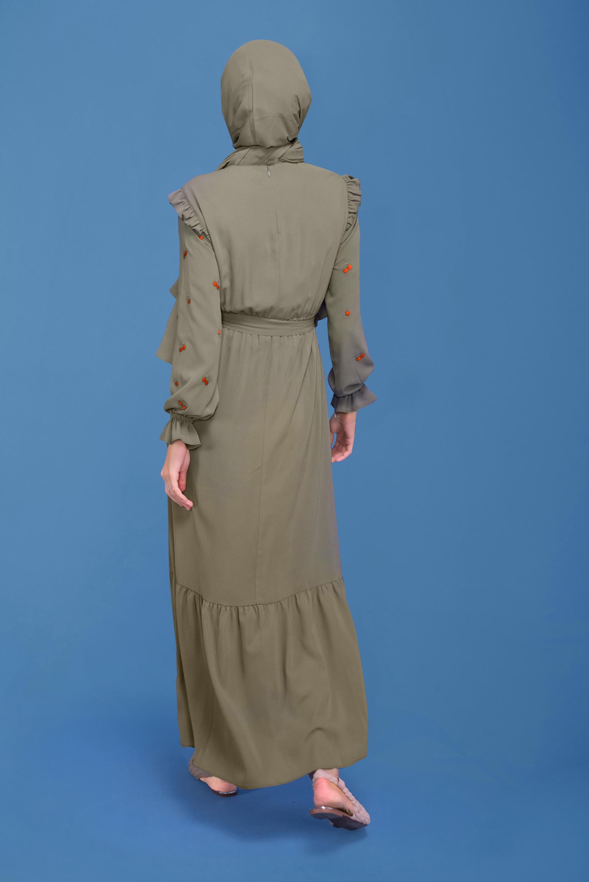 Tesettür giyim HAKİ İŞLEME DETAYLI KUŞAKLI ELBİSE 41740 