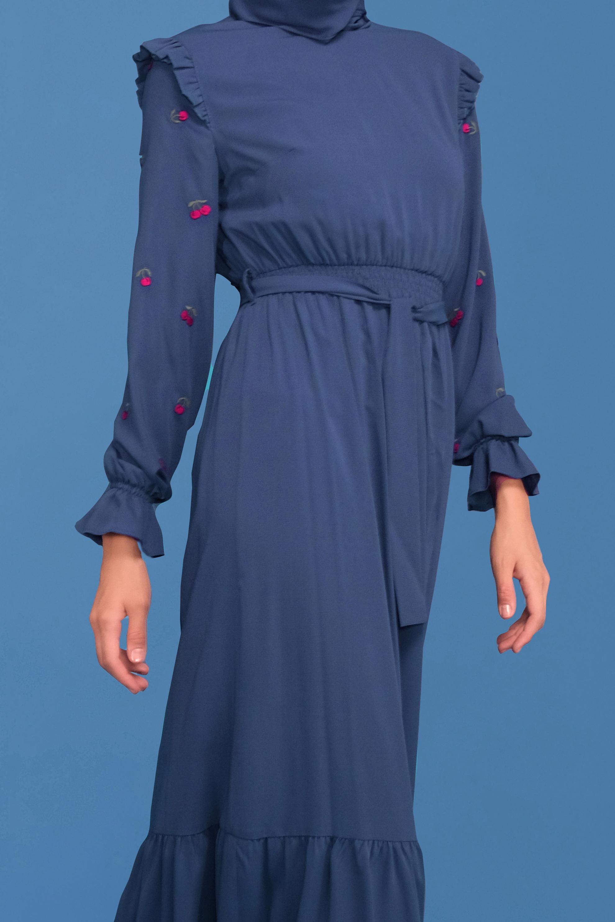 Tesettür giyim LACİVERT İŞLEME DETAYLI KUŞAKLI ELBİSE 41740 