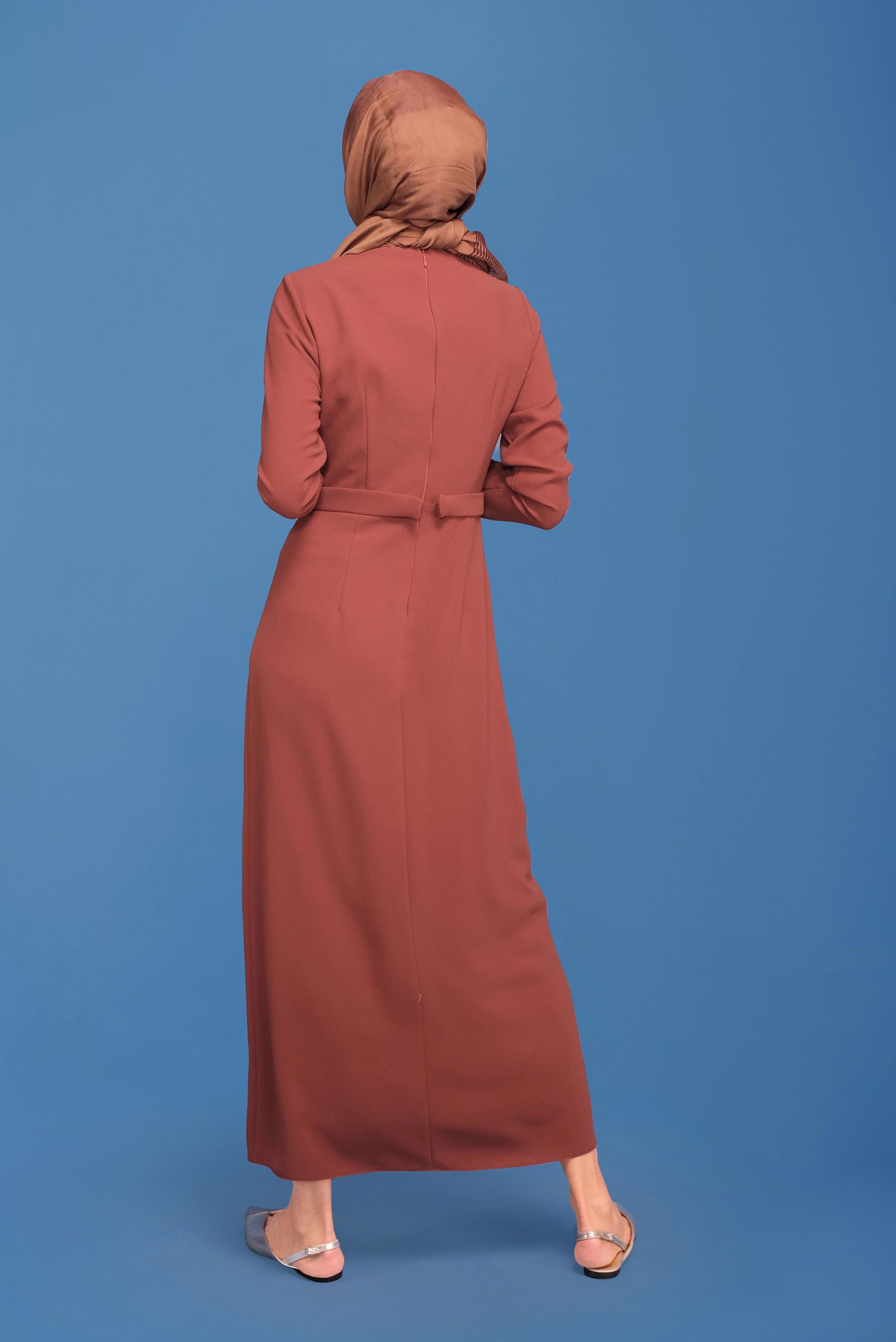 Tesettür giyim TURUNCU ŞERİT DETAYLI KREP ELBİSE 41776 