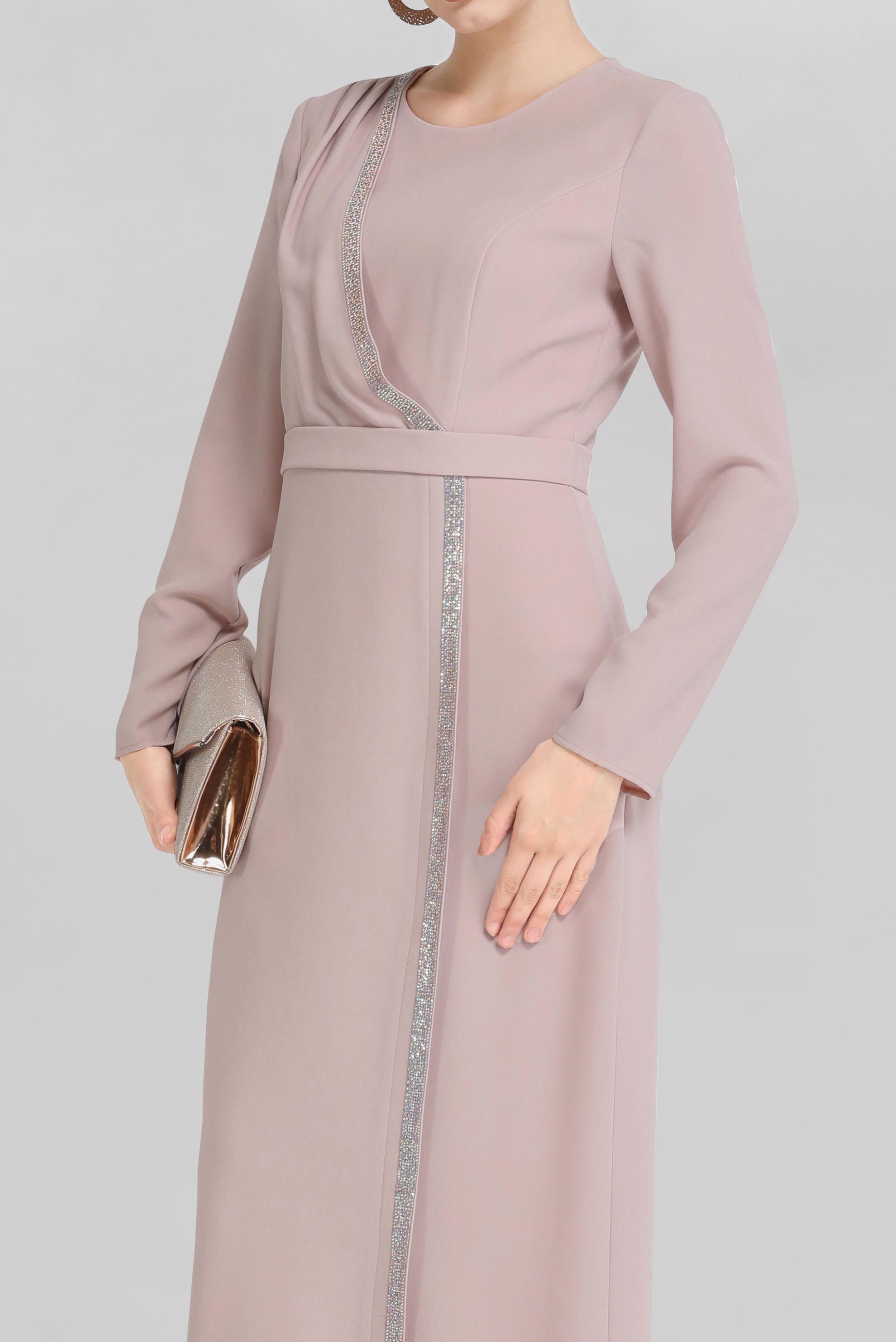 Tesettür giyim PUDRA ŞERİT DETAYLI KREP ELBİSE 41776 