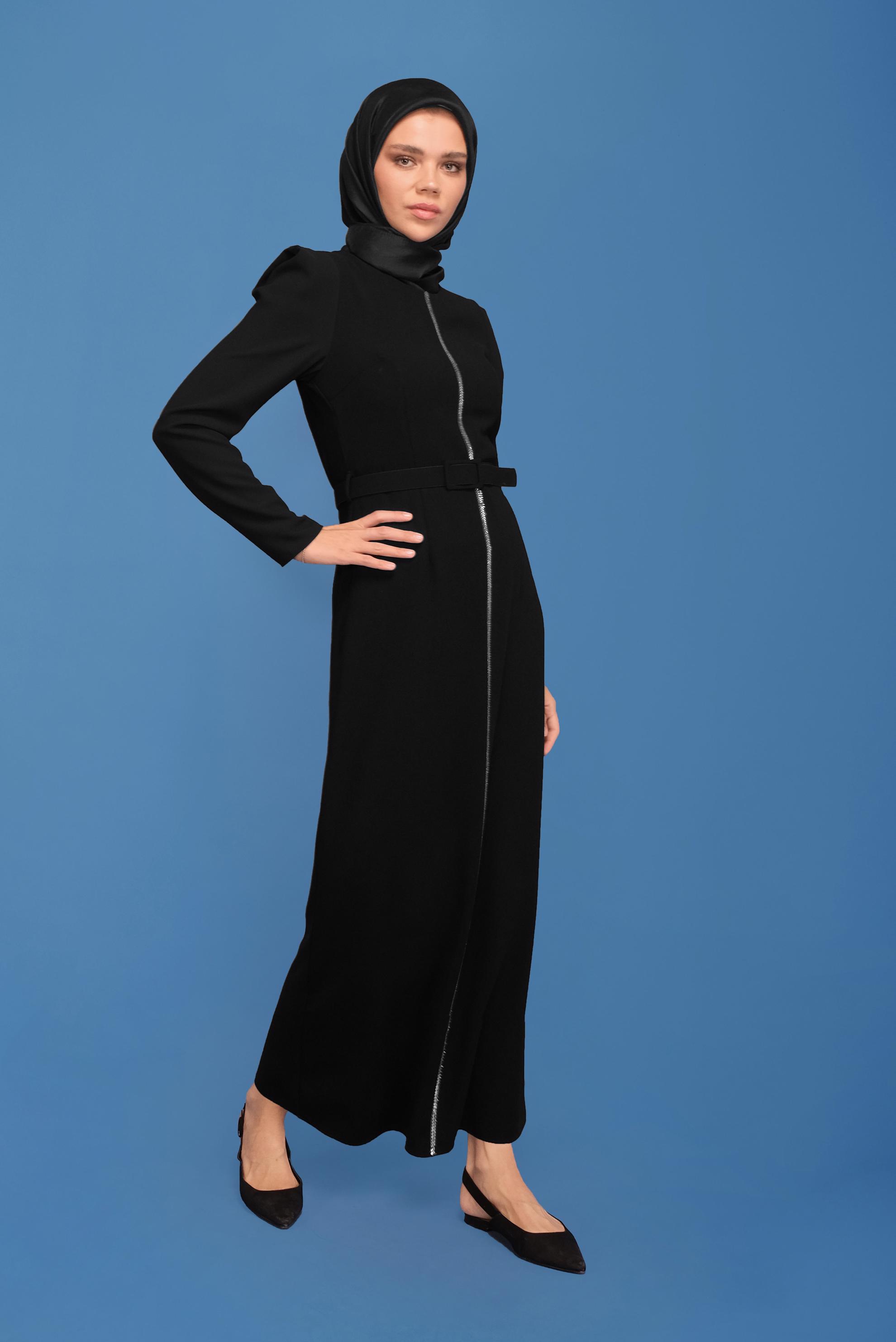 Tesettür giyim SİYAH KEMERLİ TAŞLI ELBİSE 41778