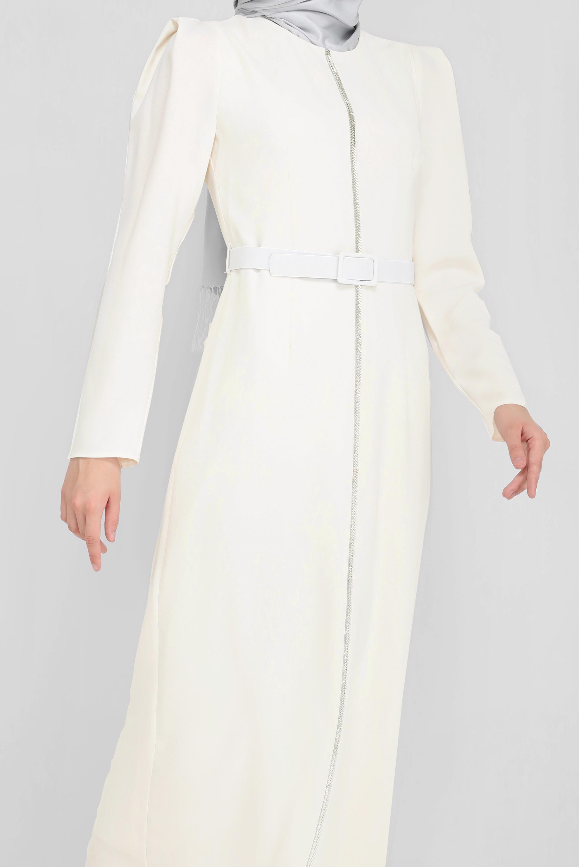 Tesettür giyim EKRU KEMERLİ TAŞLI ELBİSE 41778