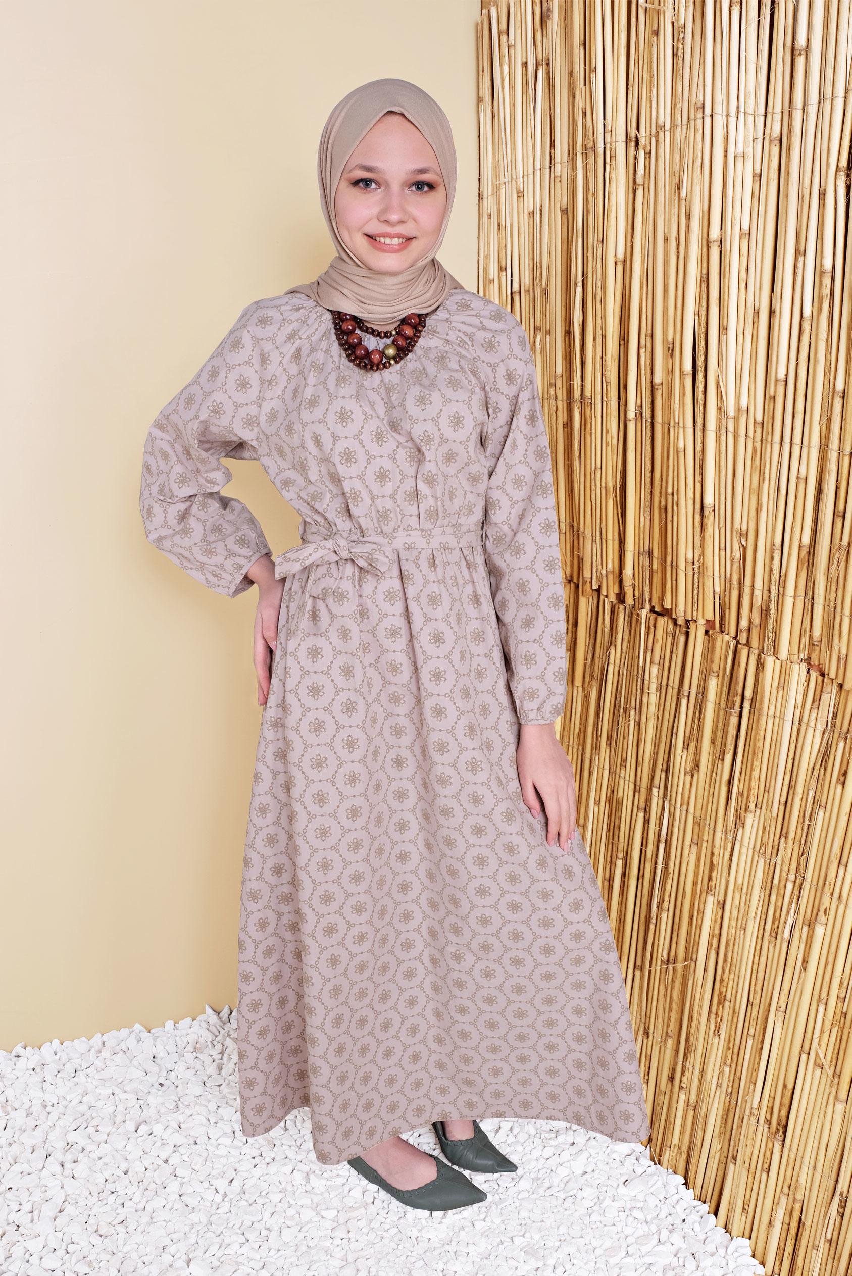 Tesettür giyim BEJ MANŞETLERİ LASTİKLİ KUŞAKLI ELBİSE 41802