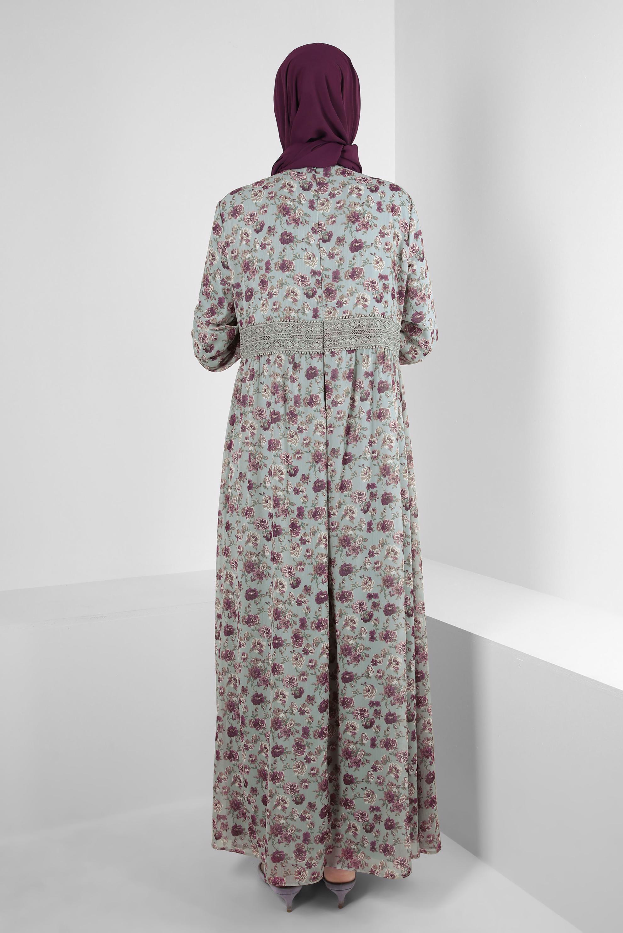 Tesettür giyim GRİ ÇİÇEK DESENLİ DÜĞMELİ ELBİSE 41555-1