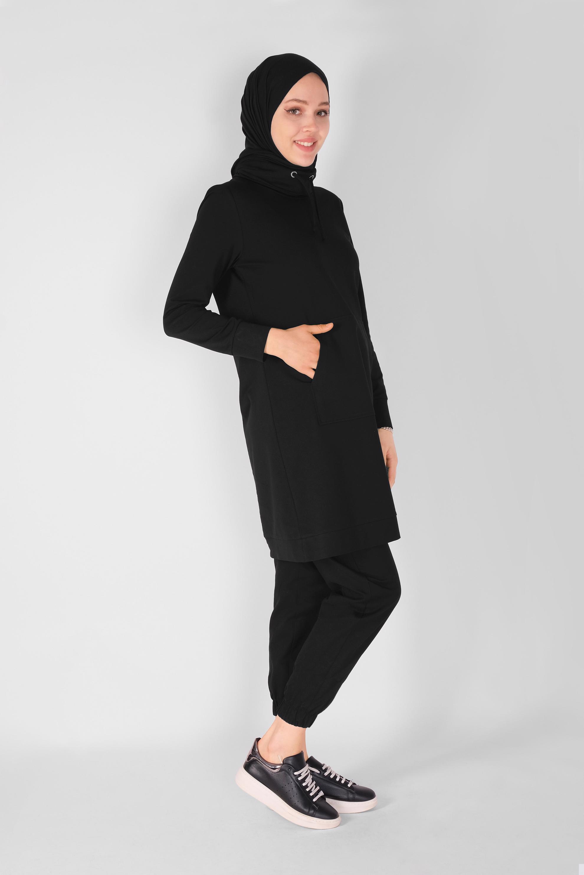 Tesettür giyim SİYAH BAĞCIK DETAYLI YAKALI CEPLİ EŞOFMAN TUNİK 41364