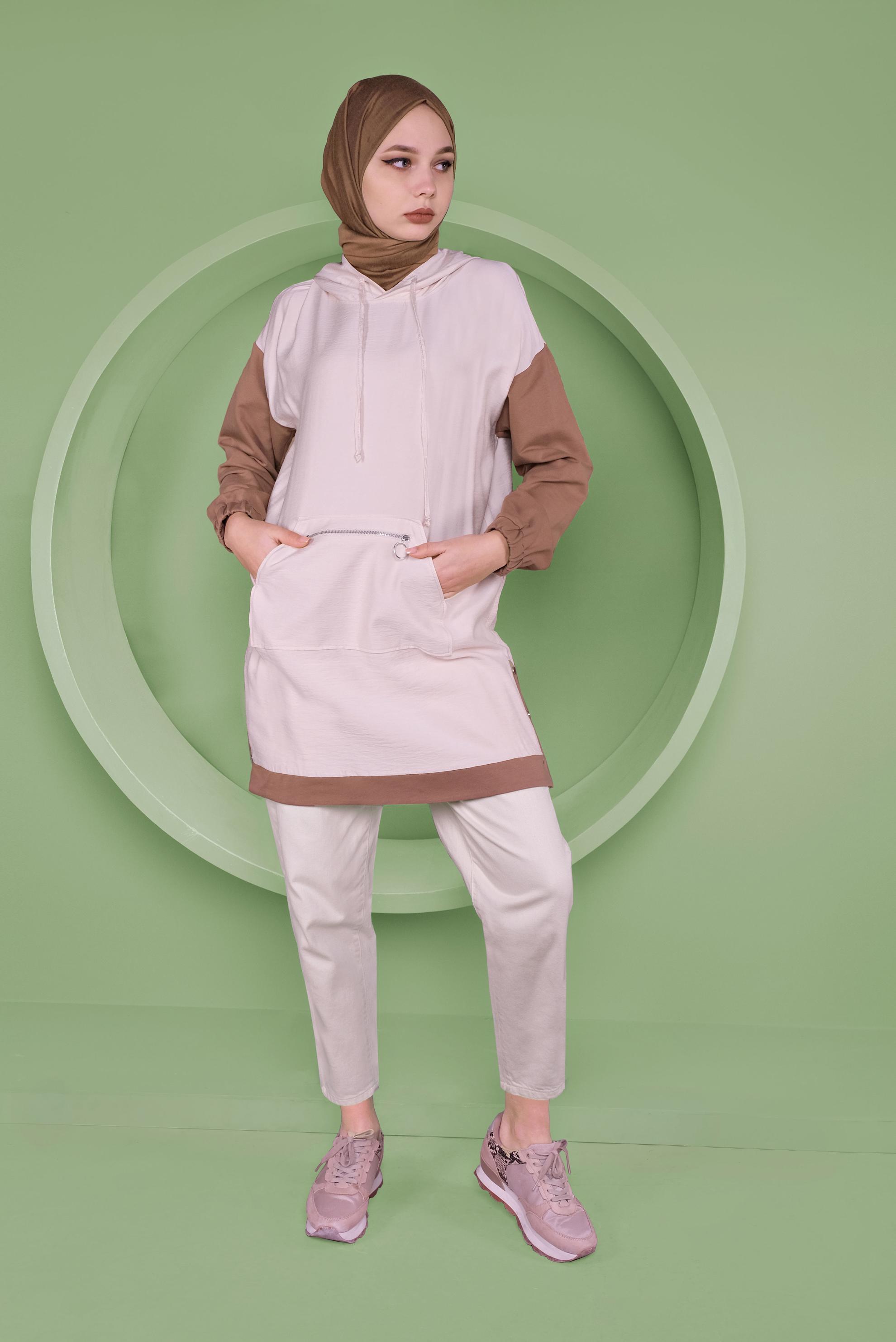 Tesettür giyim BEJ CEPLİ KAPÜŞONLU EŞOFMAN TUNİK 41376