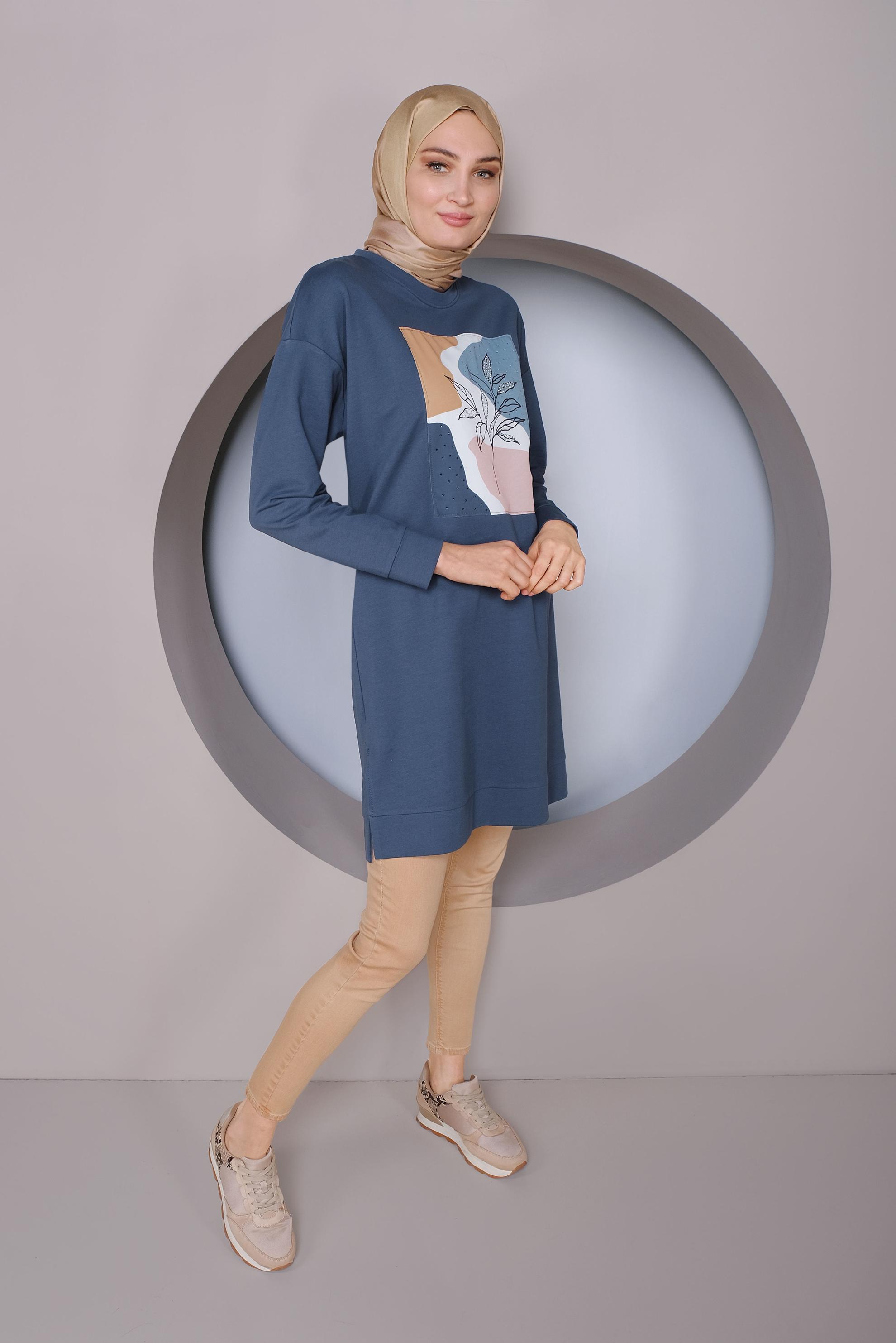 Tesettür giyim LACİVERT BASKI DETAYLI EŞOFMAN TUNİK 41393