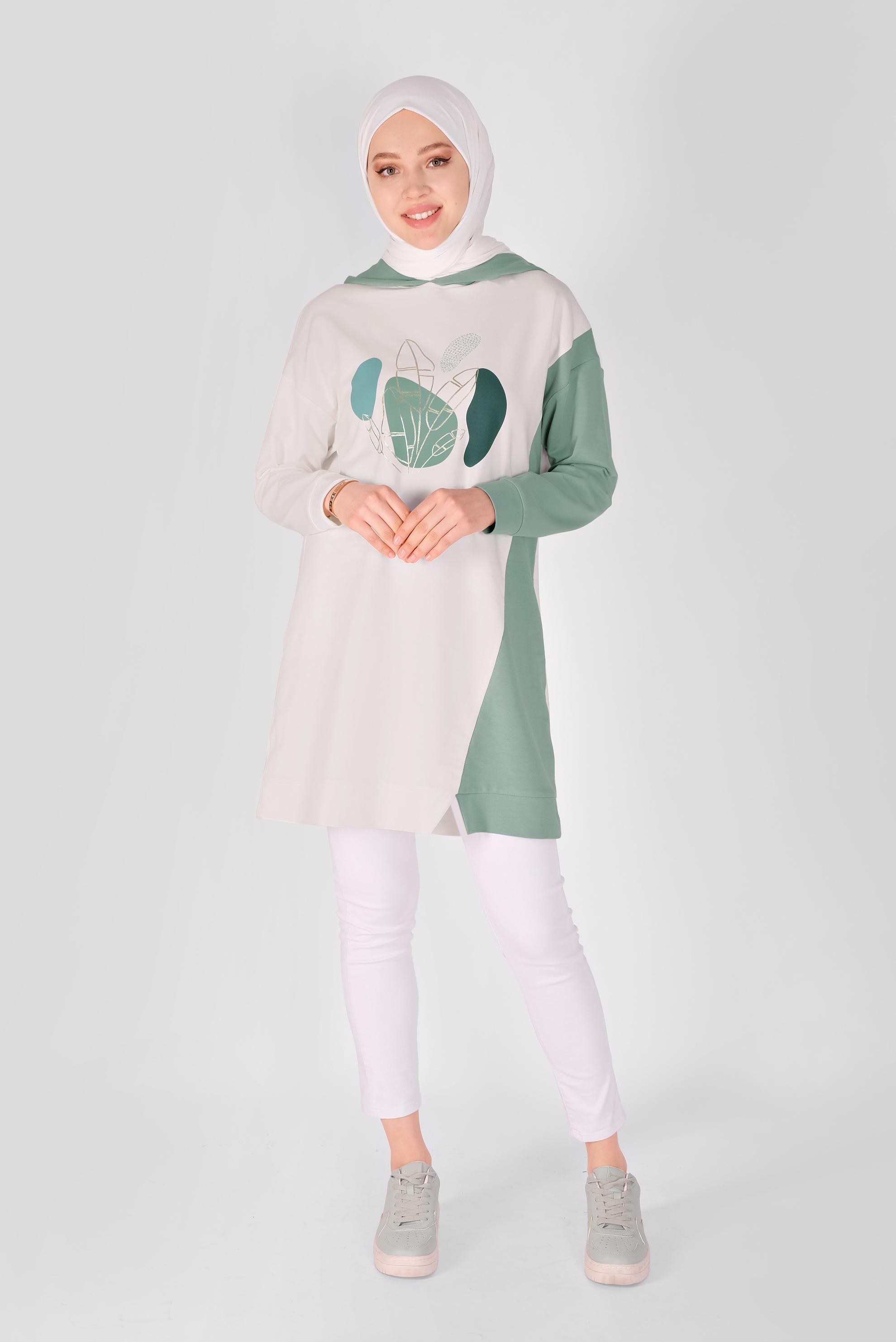 Tesettür giyim YEŞİL BASKI DETAYLI İKİ RENKLİ EŞOFMAN TUNİK 41396 