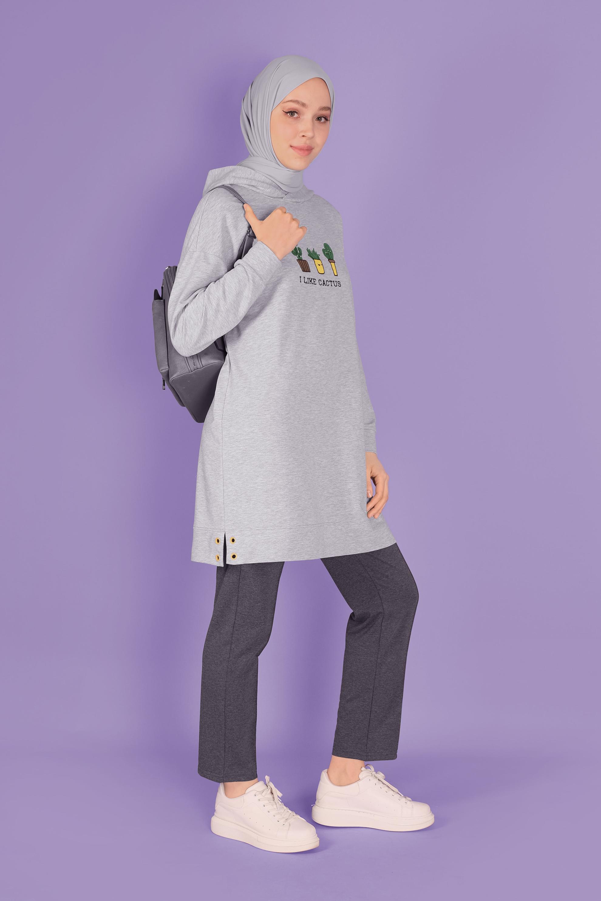 Tesettür giyim GRİ NAKIŞLI  EŞOFMAN TUNİK 41432 