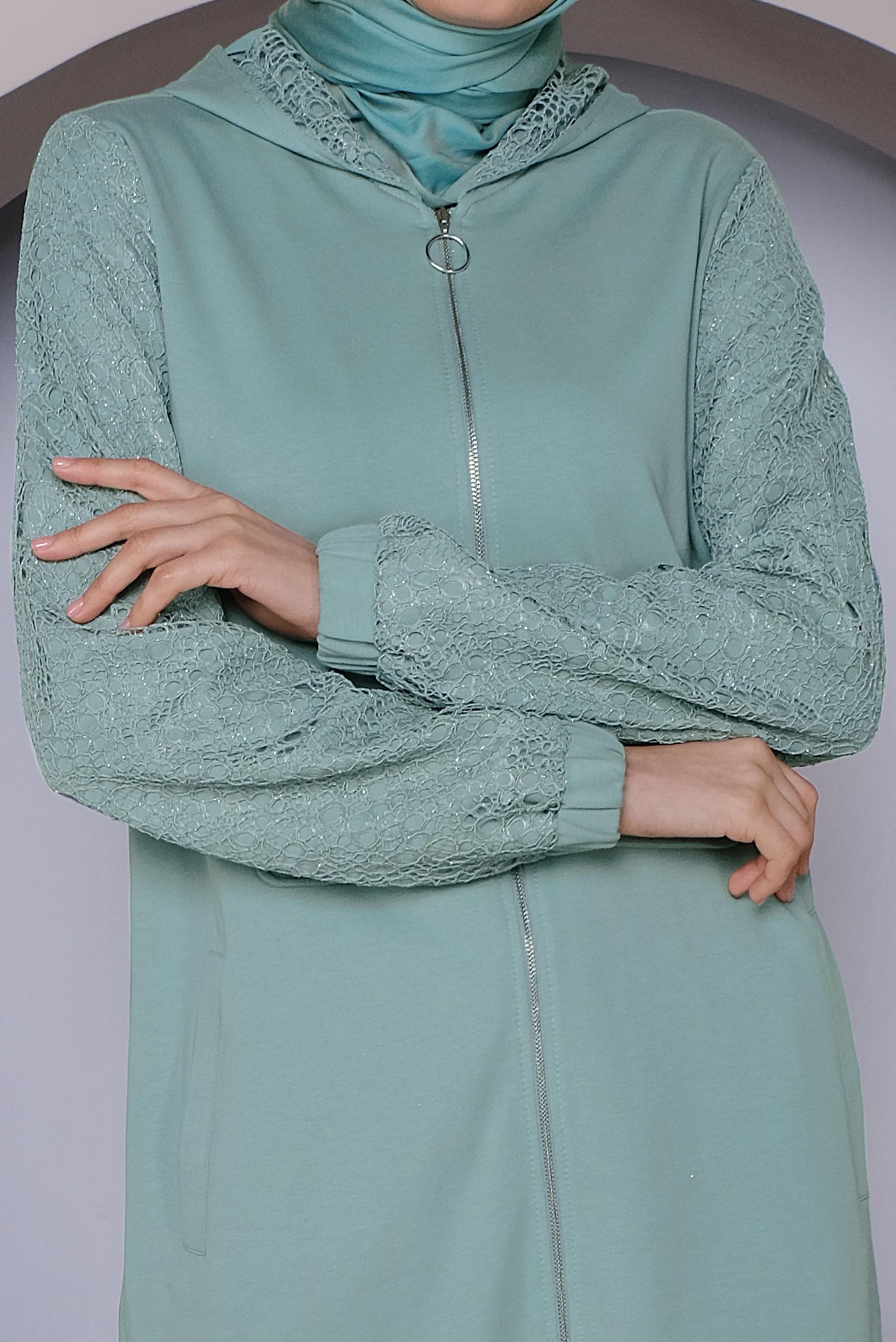 Hijab clothing GREEN GUIPURE DETAIL 2-PIECE TRACKSUIT SET WITH PANTS 41436 