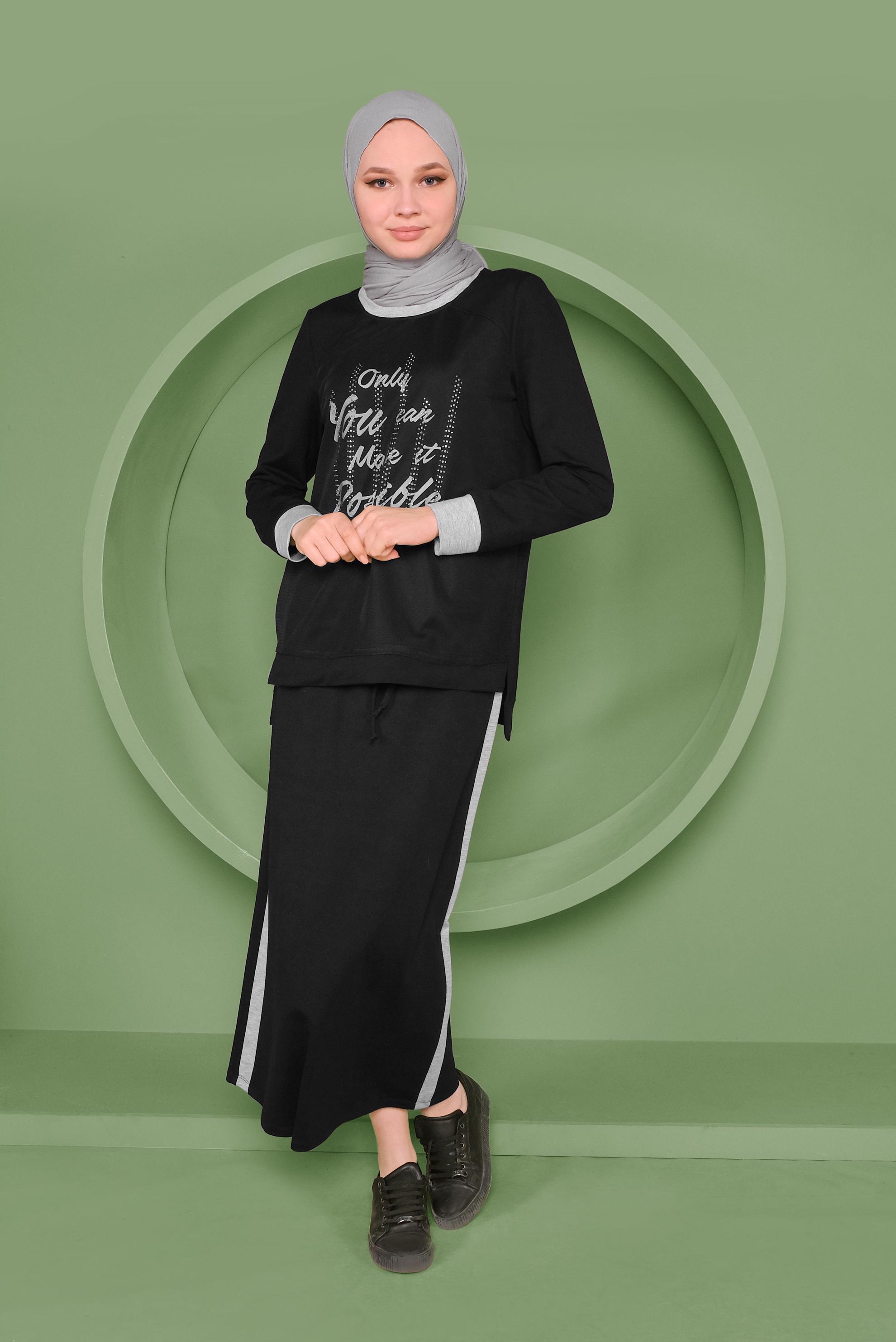 Tesettür giyim SİYAH NAKIŞLI TAŞ BASKILI ETEKLİ EŞOFMAN TAKIM 41438