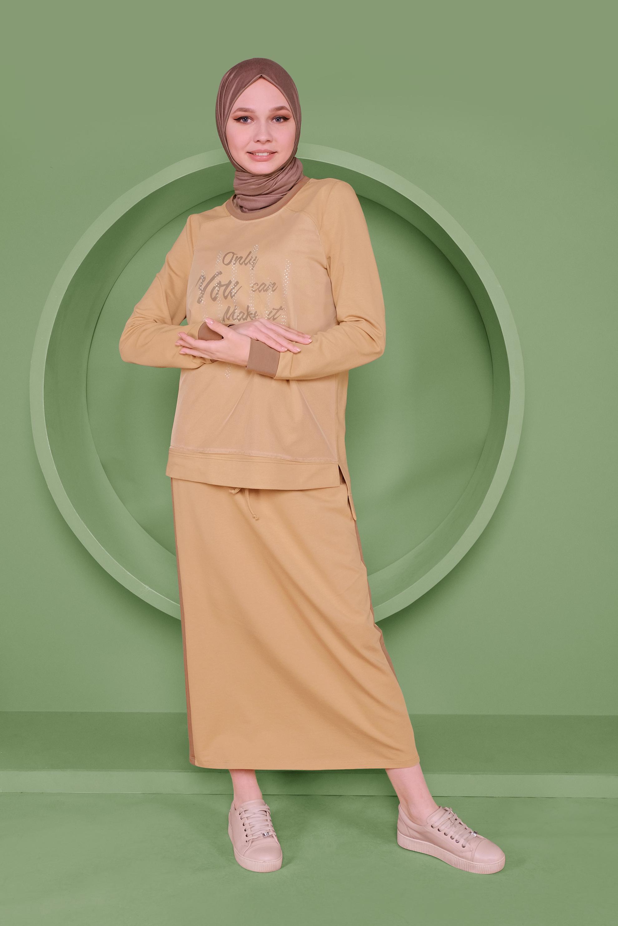 Tesettür giyim KAHVE NAKIŞLI TAŞ BASKILI ETEKLİ EŞOFMAN TAKIM 41438