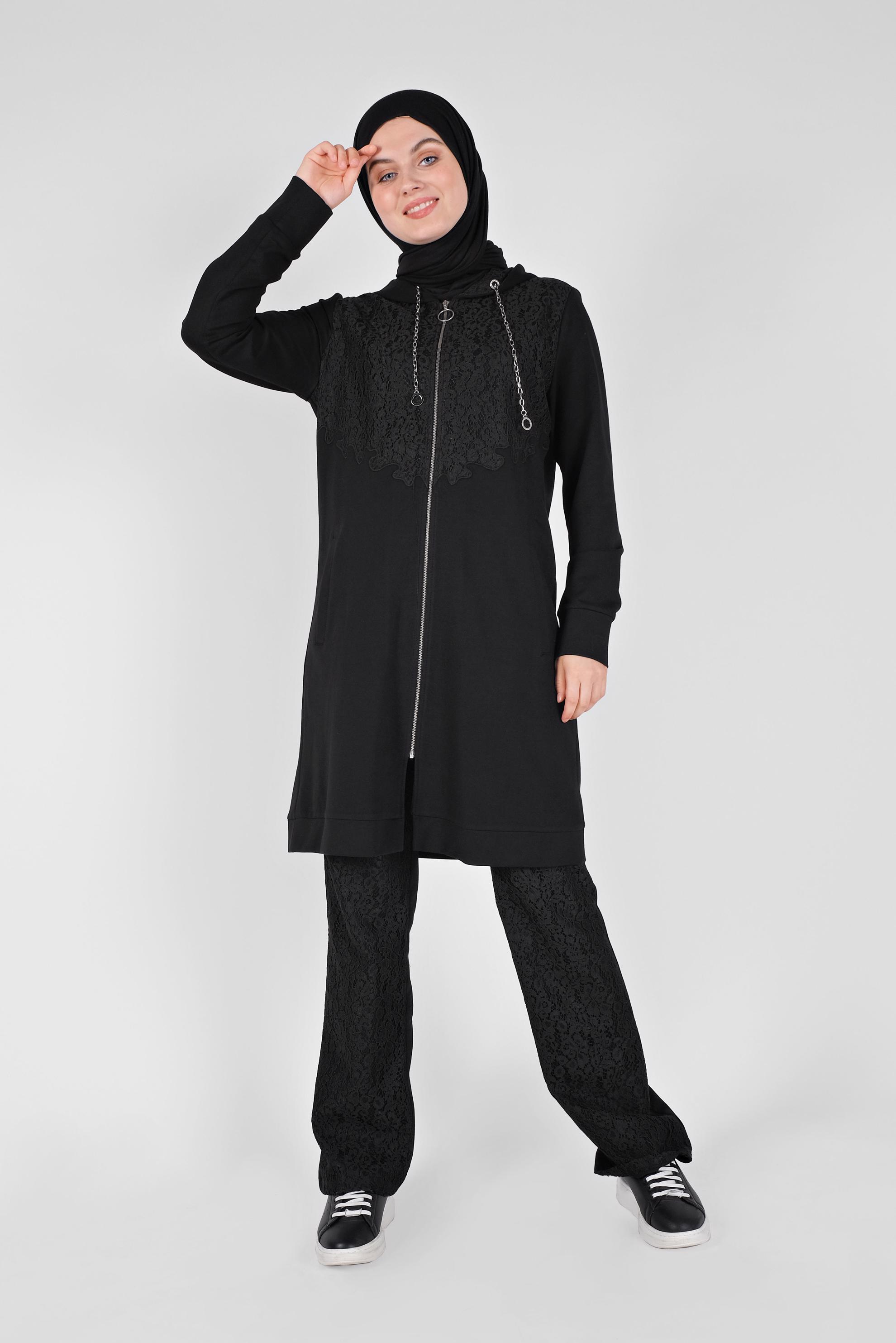 Tesettür giyim SİYAH DANTEL KOMBİNLİ KAPÜŞONLU PANTOLONLU EŞOFMAN TAKIM 41461 