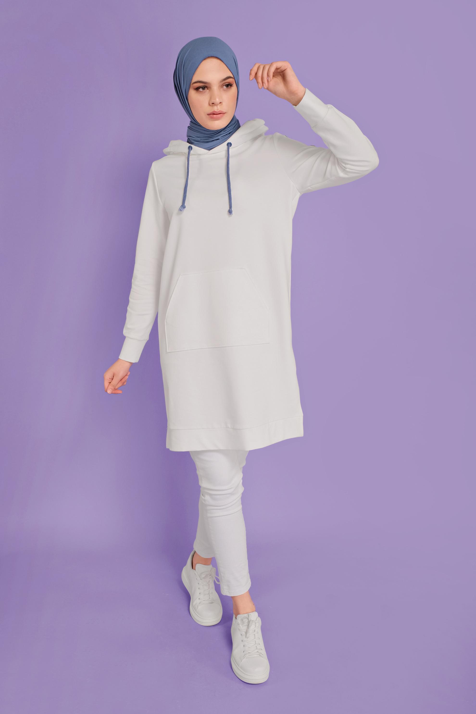 Tesettür giyim BEYAZ KUŞGÖZÜ DETAYLI EŞOFMAN TUNİK 41477 