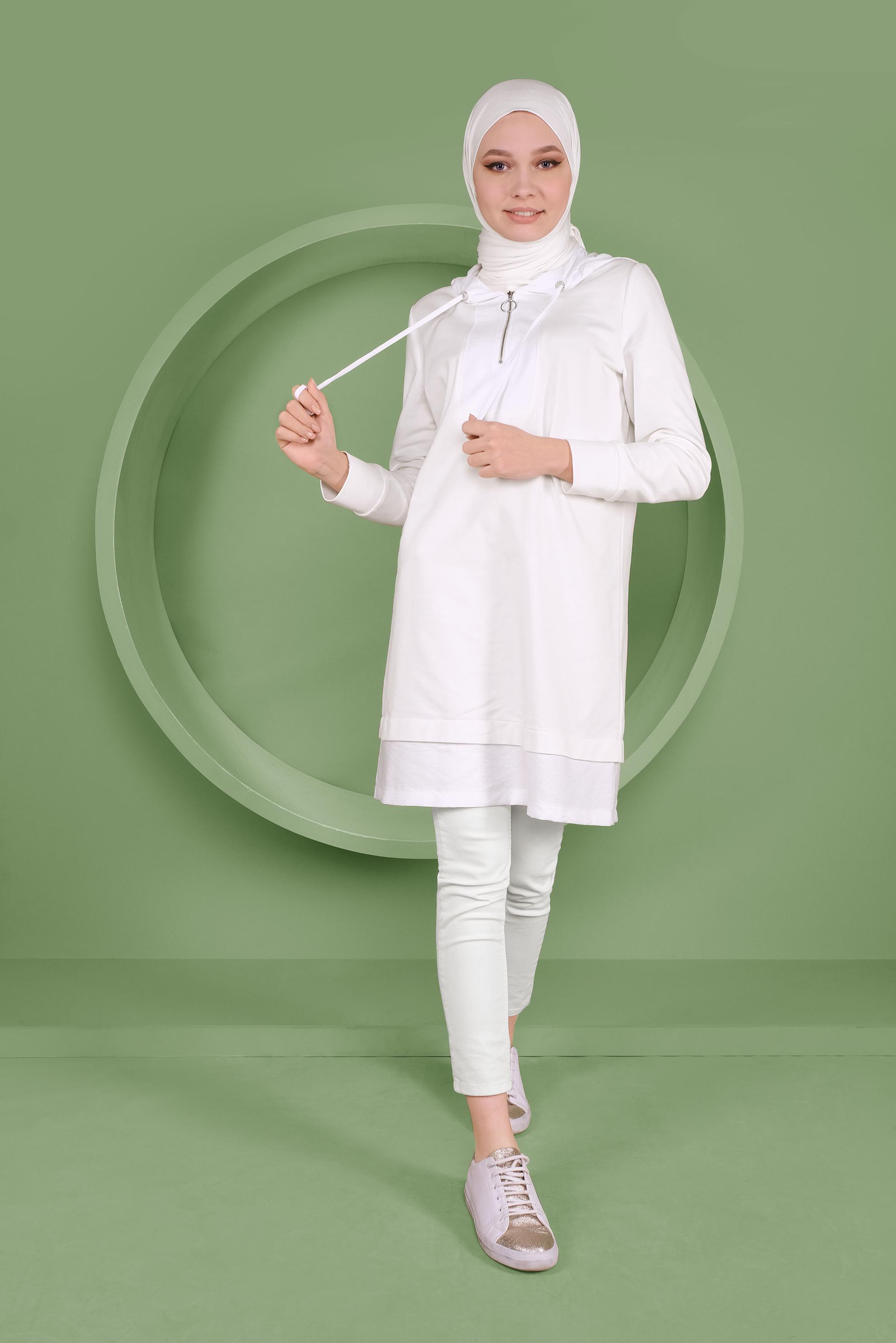 Tesettür giyim BEYAZ BASİC KAPÜŞONLU EŞOFMAN TUNİK 41478 