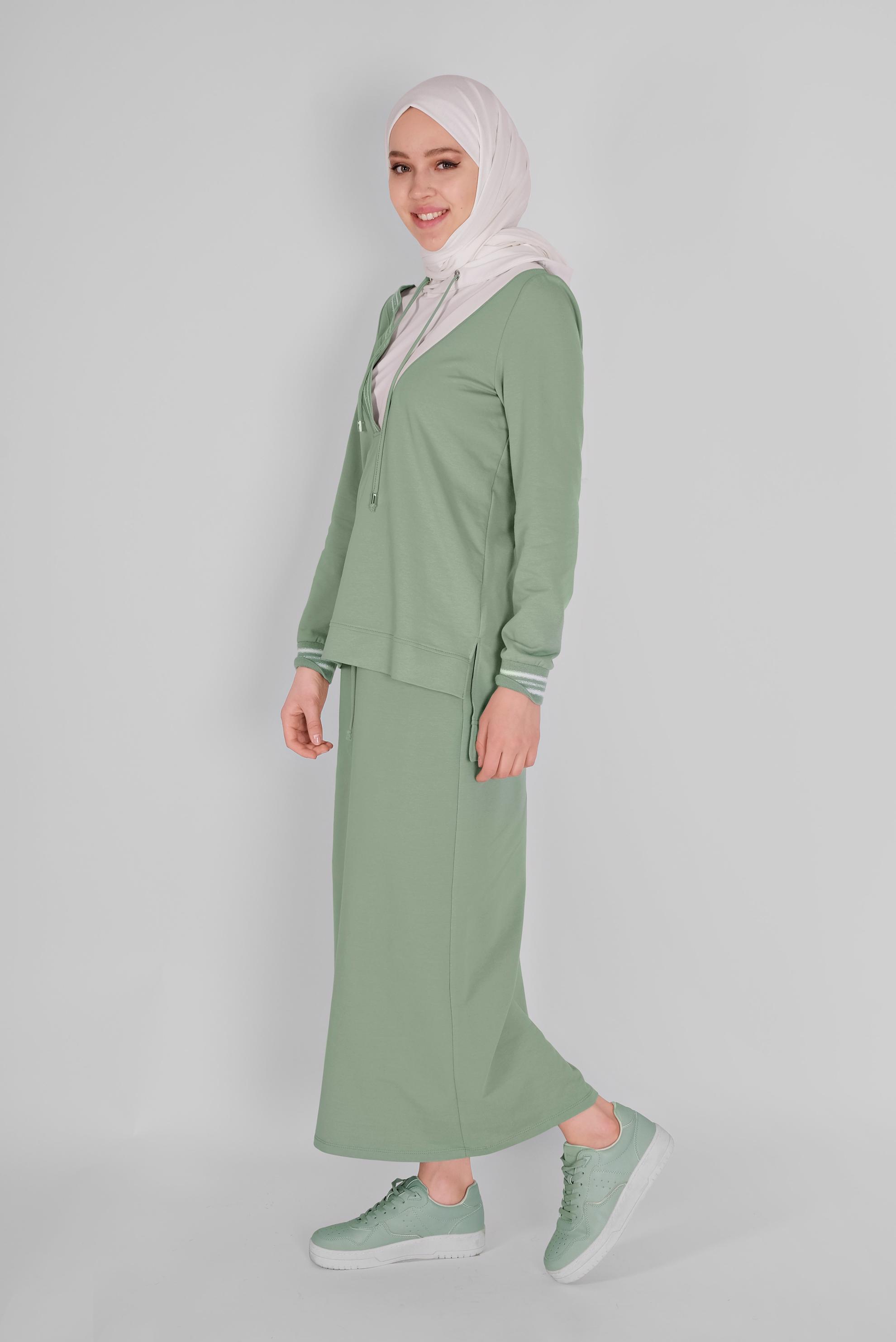 Tesettür giyim YEŞİL İKİ RENK ETEKLİ EŞOFMAN TAKIM 41483 