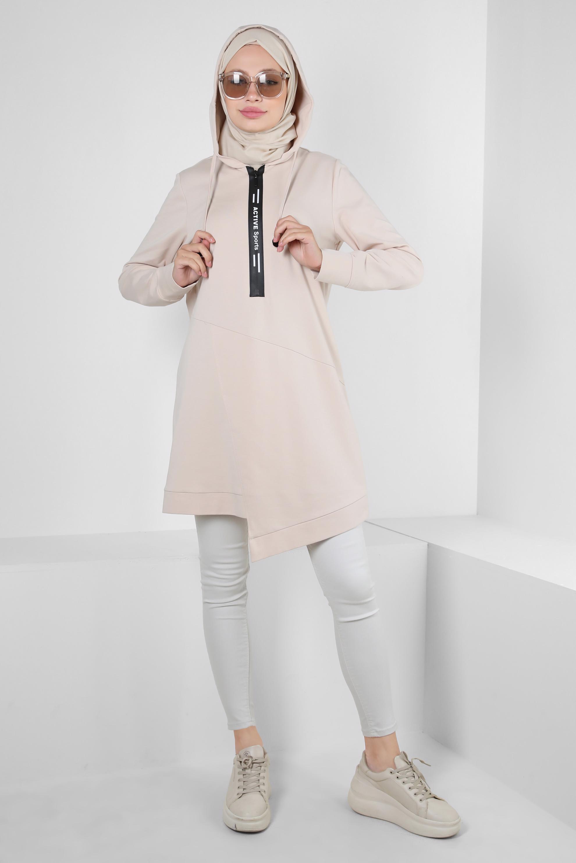 Tesettür giyim BEJ ASİMETRİK KESİMLİ KAPÜŞONLU EŞOFMAN TUNİK 41517