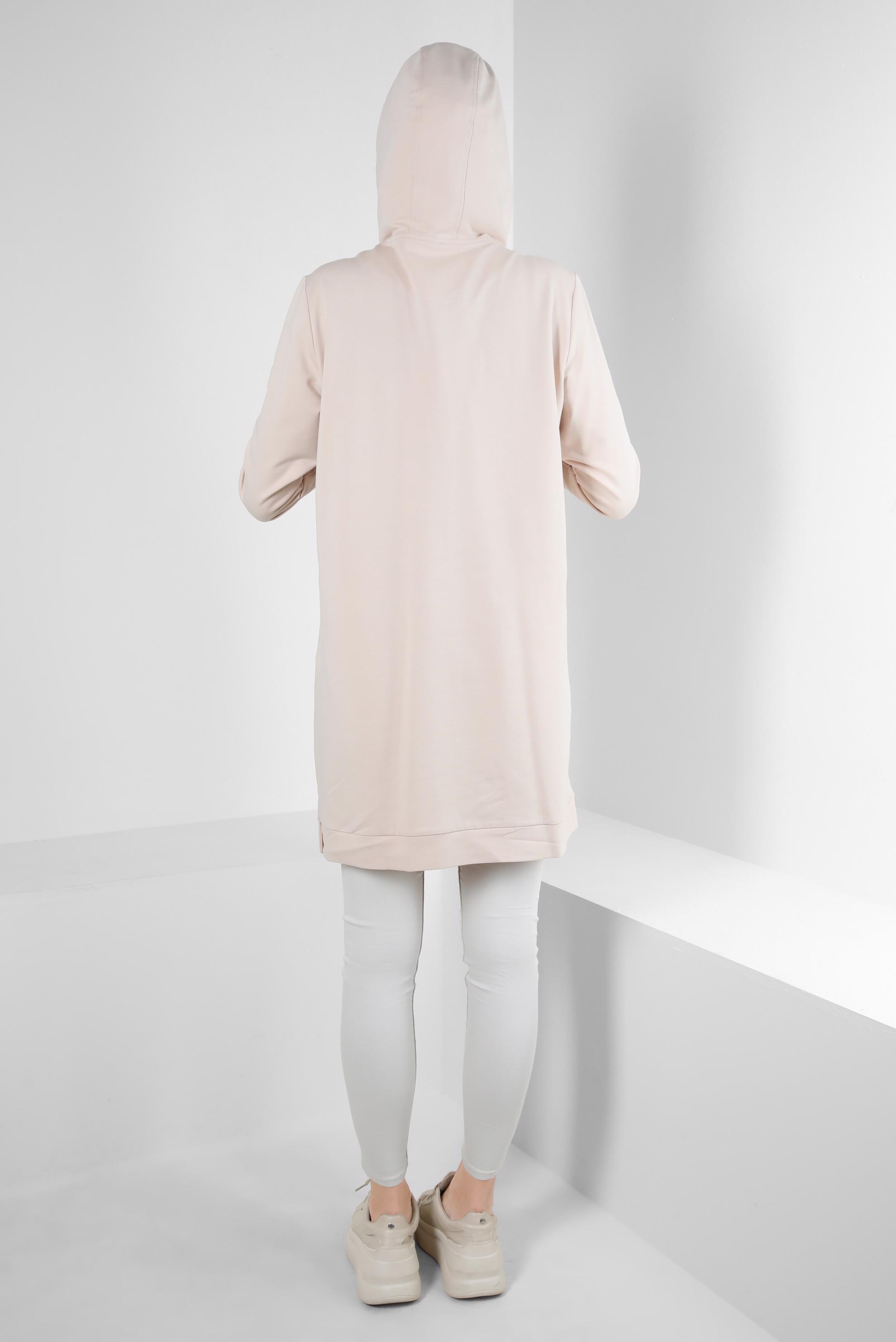 Tesettür giyim BEJ ASİMETRİK KESİMLİ KAPÜŞONLU EŞOFMAN TUNİK 41517