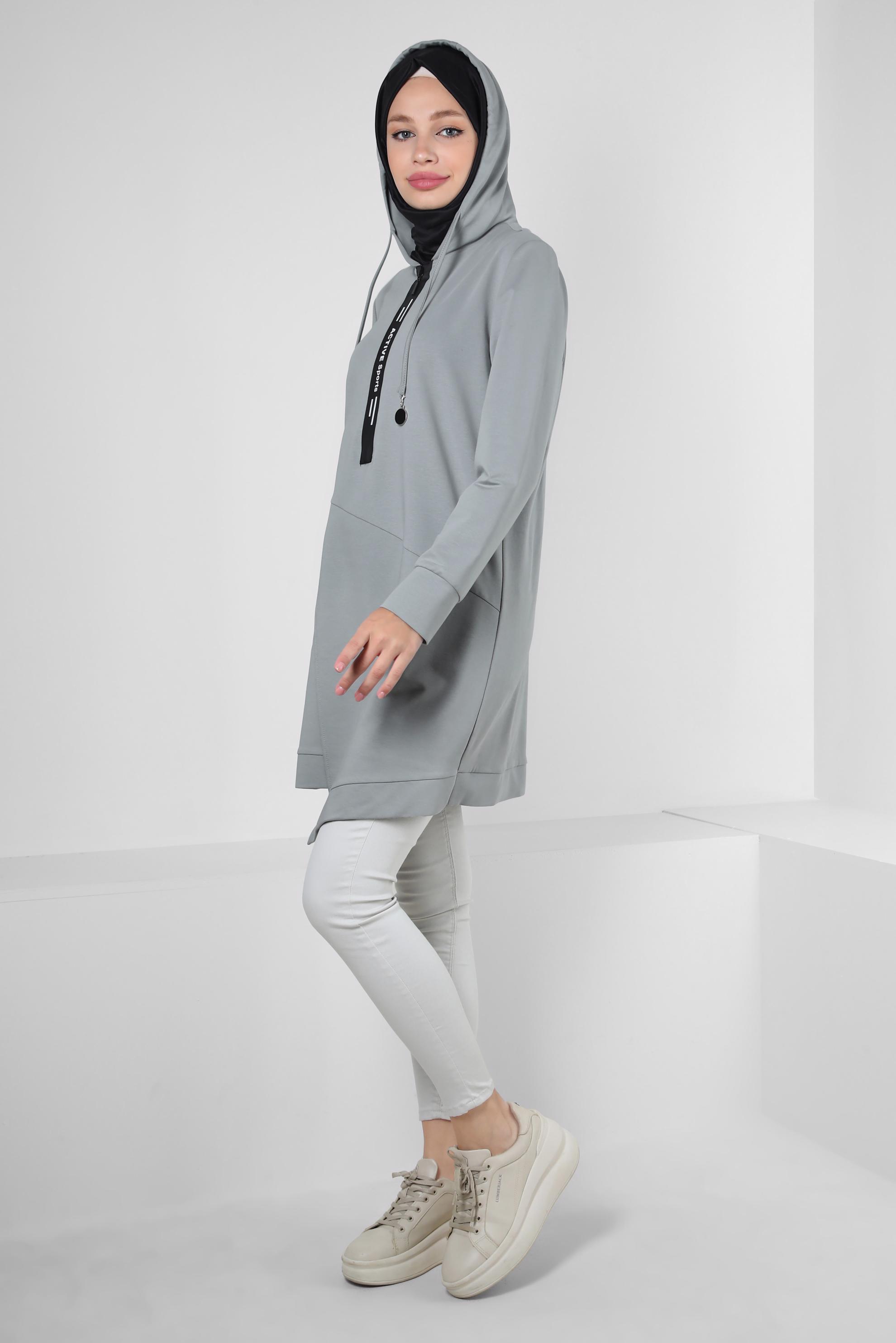 Tesettür giyim GÜMÜŞ ASİMETRİK KESİMLİ KAPÜŞONLU EŞOFMAN TUNİK 41517