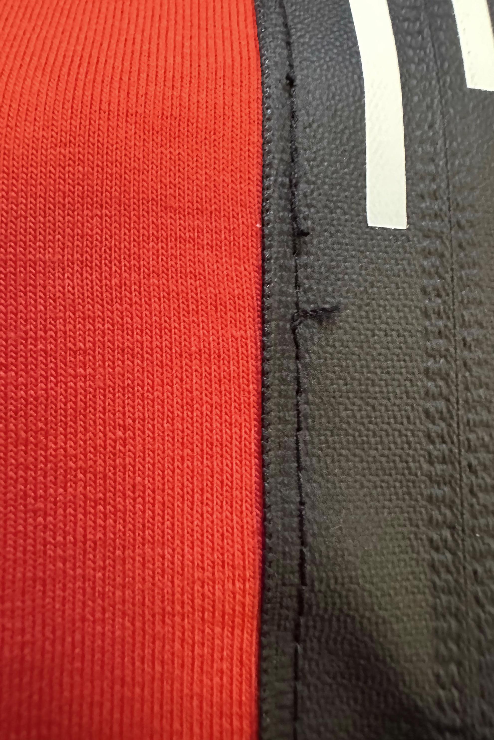 Tesettür giyim KIRMIZI ASİMETRİK KESİMLİ KAPÜŞONLU EŞOFMAN TUNİK 41517