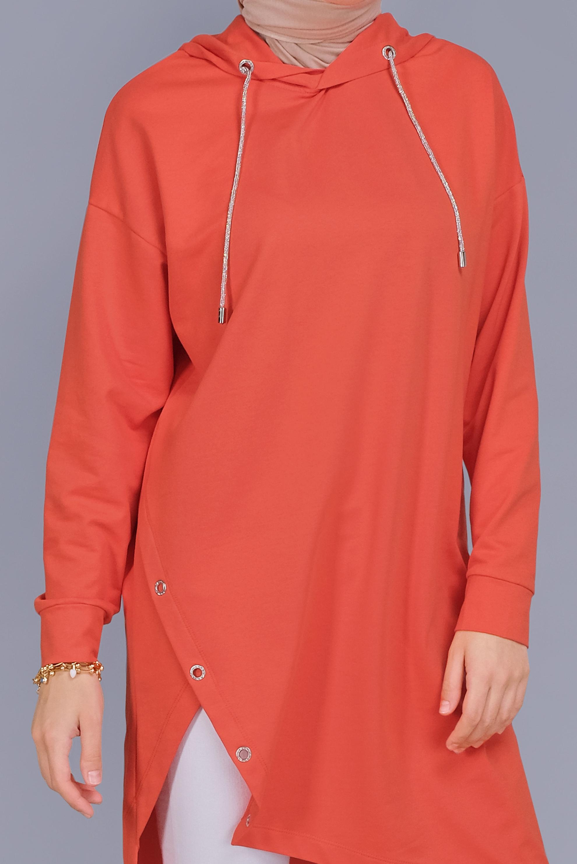 Tesettür giyim KIRMIZI ASİMETRİK KESİM KAPÜŞONLU  EŞOFMAN TUNİK 41538 