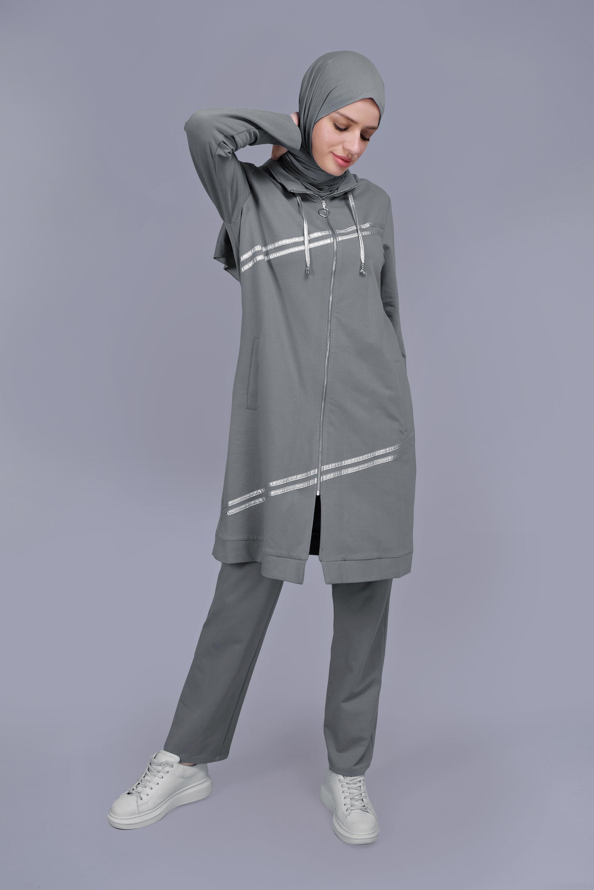 Tesettür giyim GRİ ŞERİT DETAYLI EŞOFMAN TAKIM 41647 