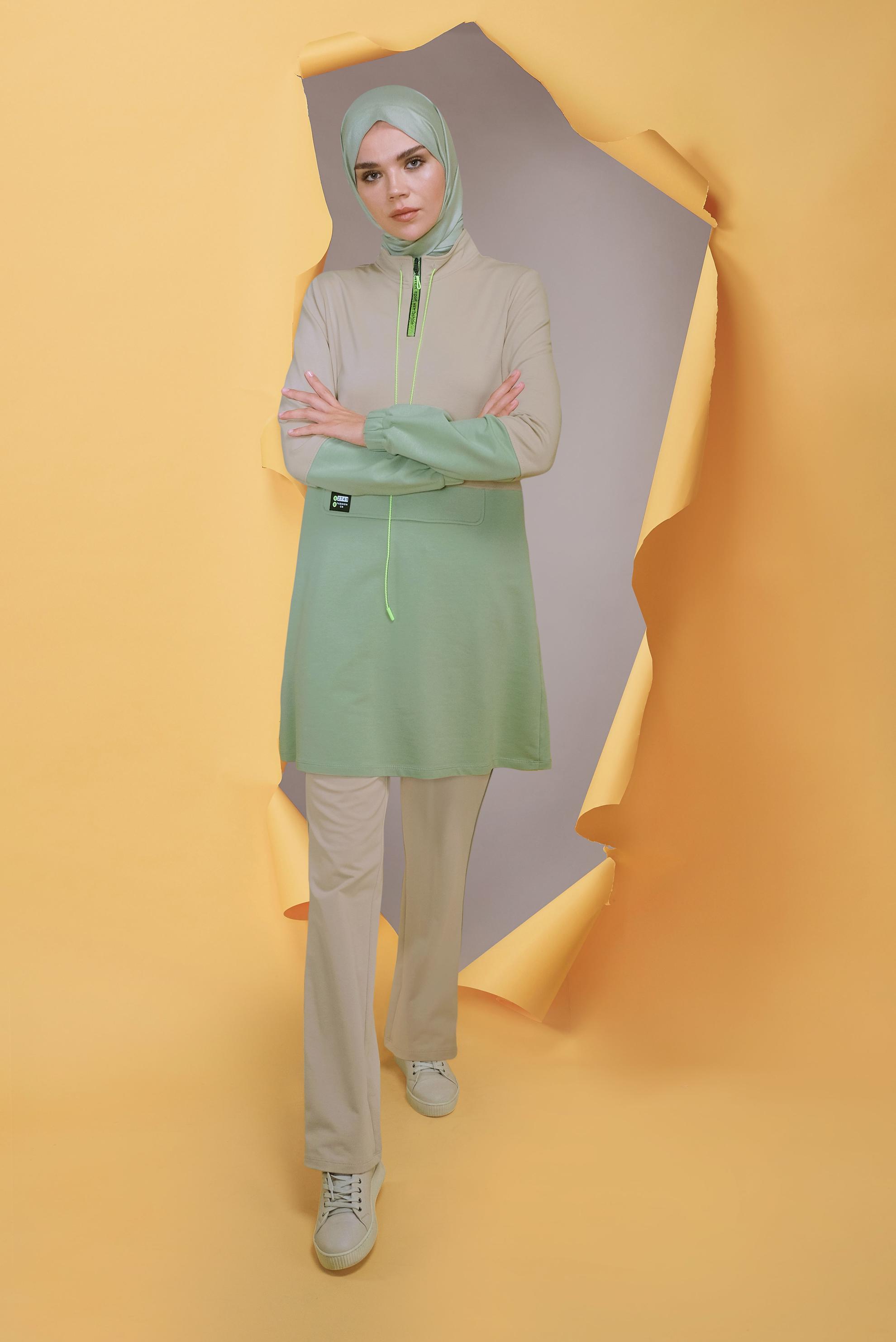 Tesettür giyim YEŞİL FERMUAR DETAYLI İKİ RENK EŞOFMAN TAKIMI 41716