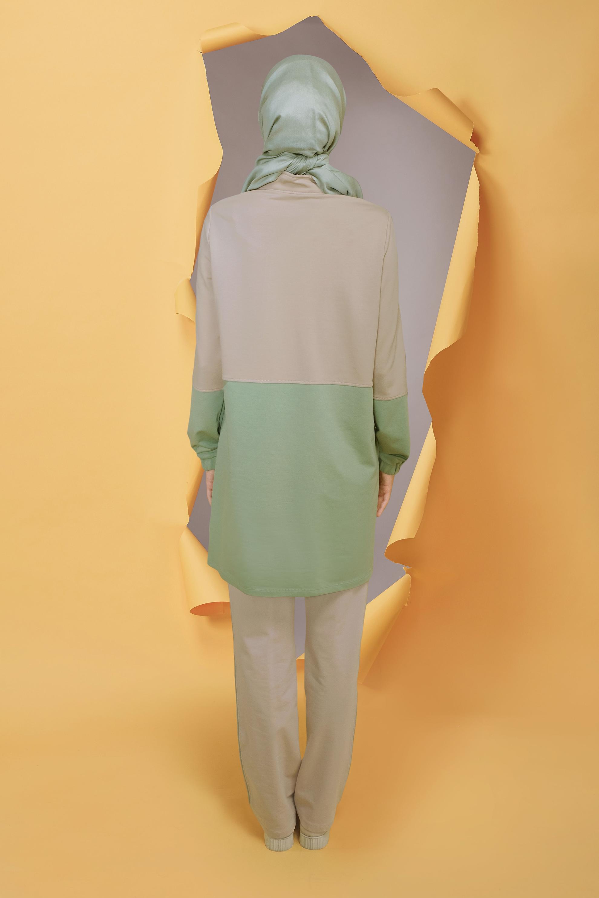 Tesettür giyim YEŞİL FERMUAR DETAYLI İKİ RENK EŞOFMAN TAKIMI 41716