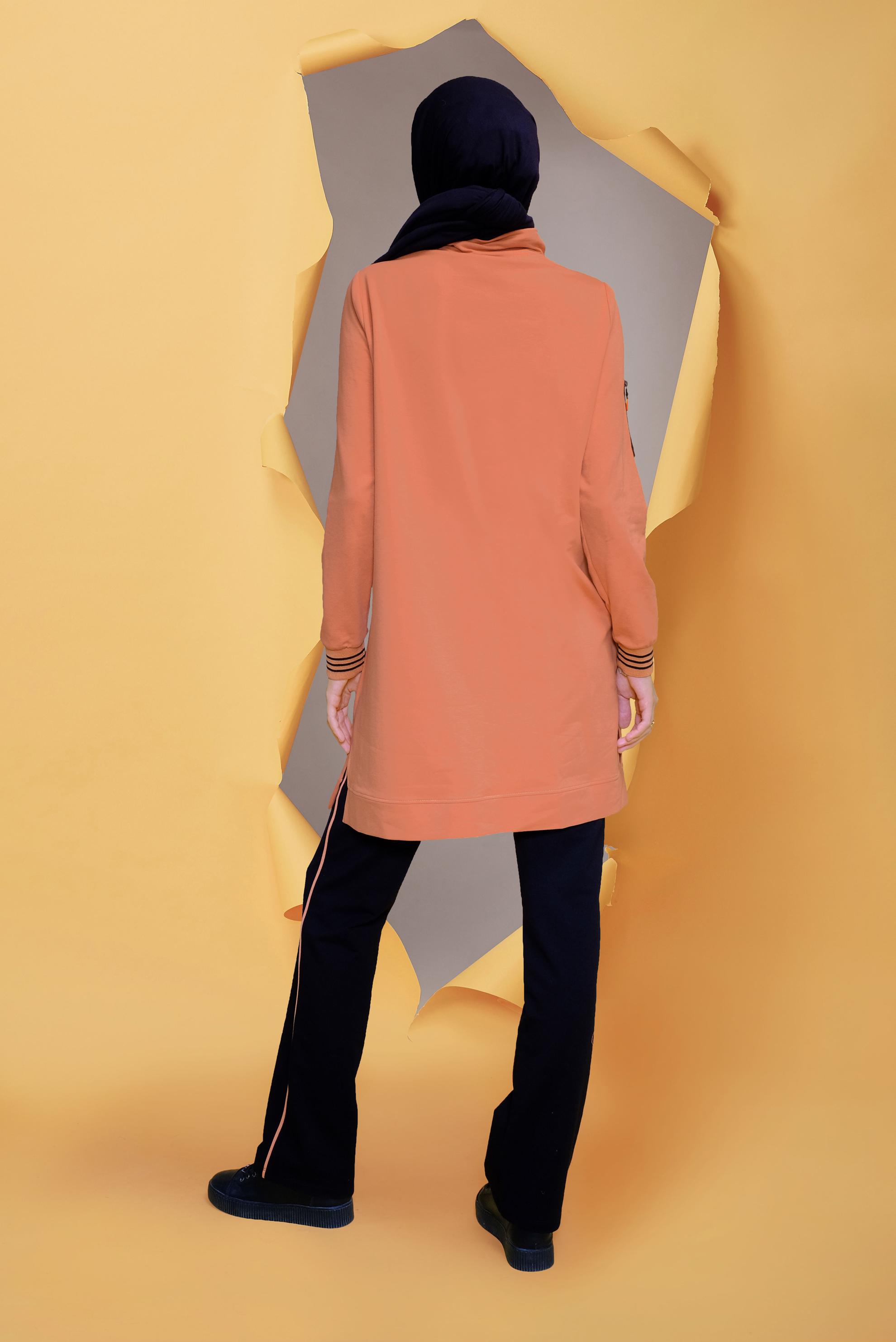 Tesettür giyim TURUNCU MANŞETLERİ LASTİKLİ FERMUAR DETAYLI PANT. EŞOFMAN TAKIMI 41718 