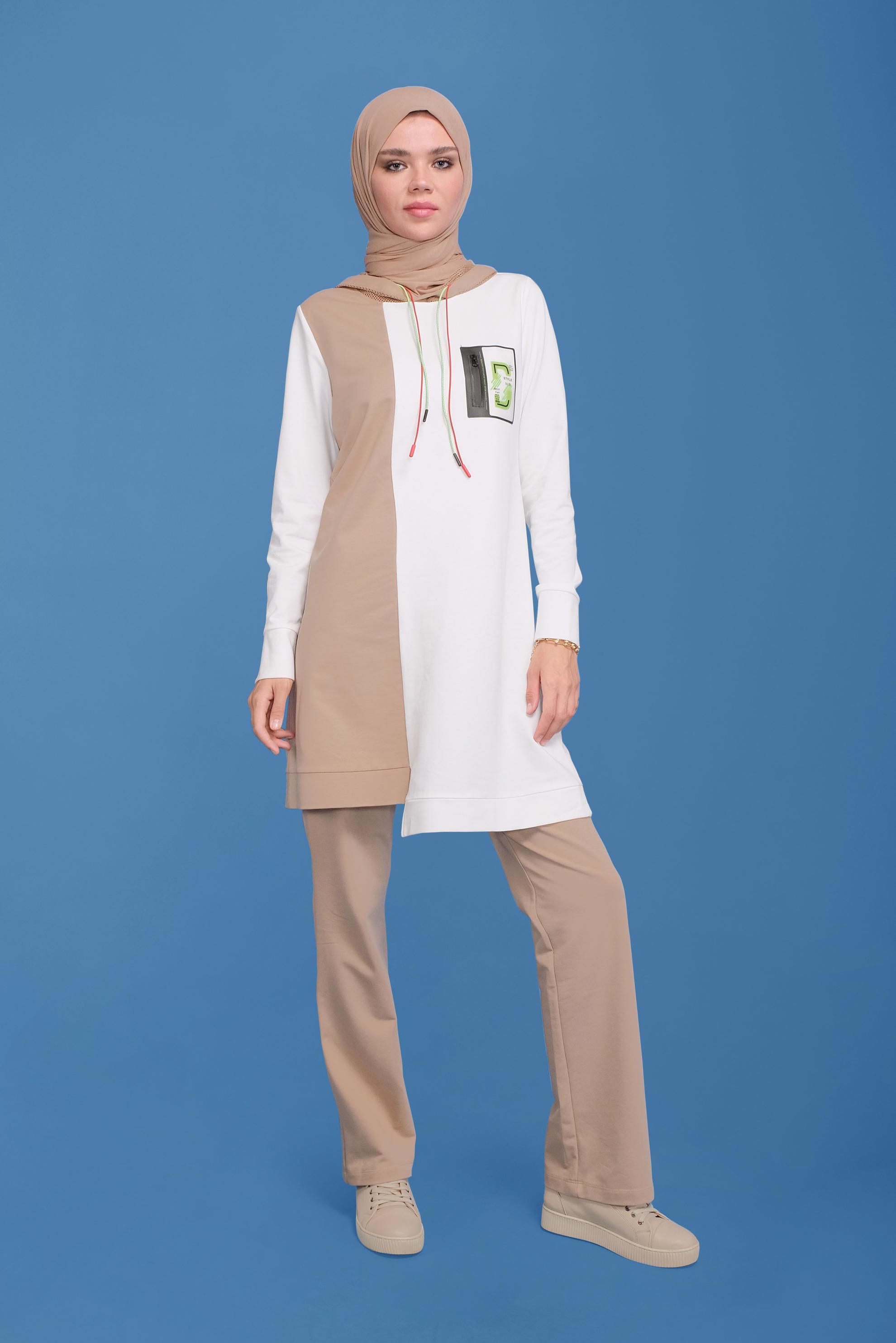 Tesettür giyim BEJ CEP DETAYLI İKİ RENK KAPÜŞONLU EŞOFMAN TAKIMI 41720